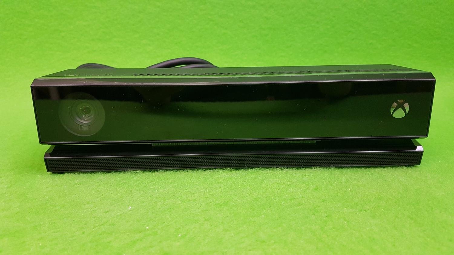 Kinect Sensor Xbox One (406587236) ᐈ SpelHem på Tradera