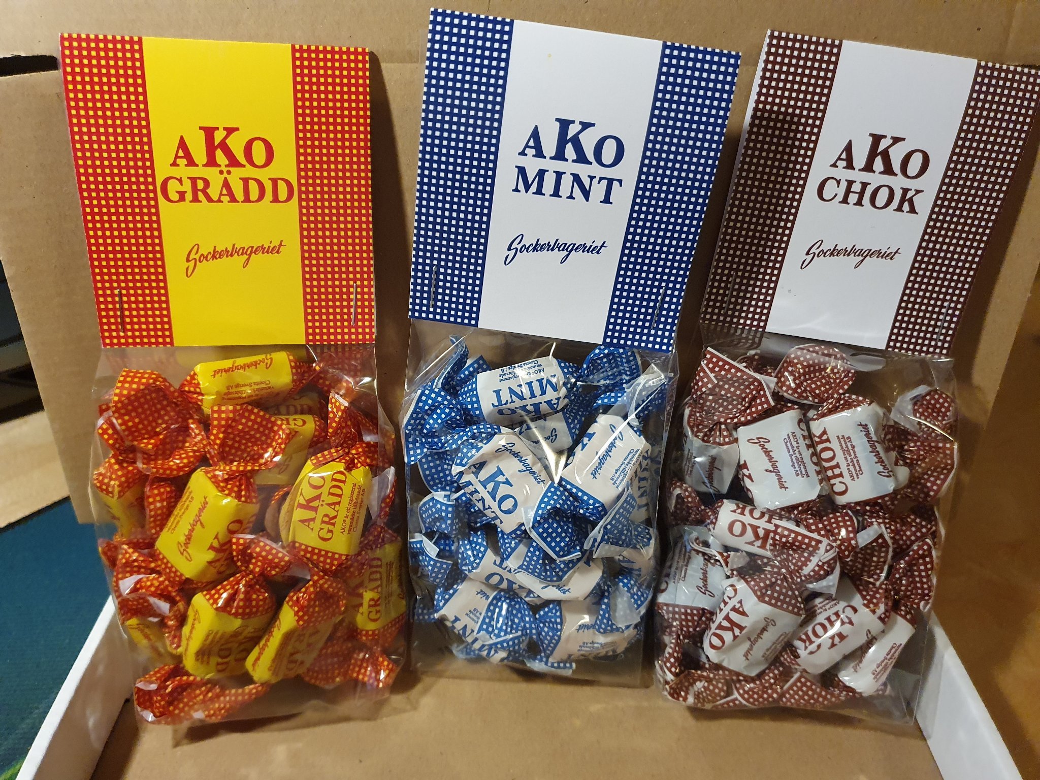 Klassisk Ako kola 3x150 G 448920772 ScandinavianCandybox P Tradera klassisk-ako-kola-3x150-g-448920772-scandinaviancandybox-p-tradera