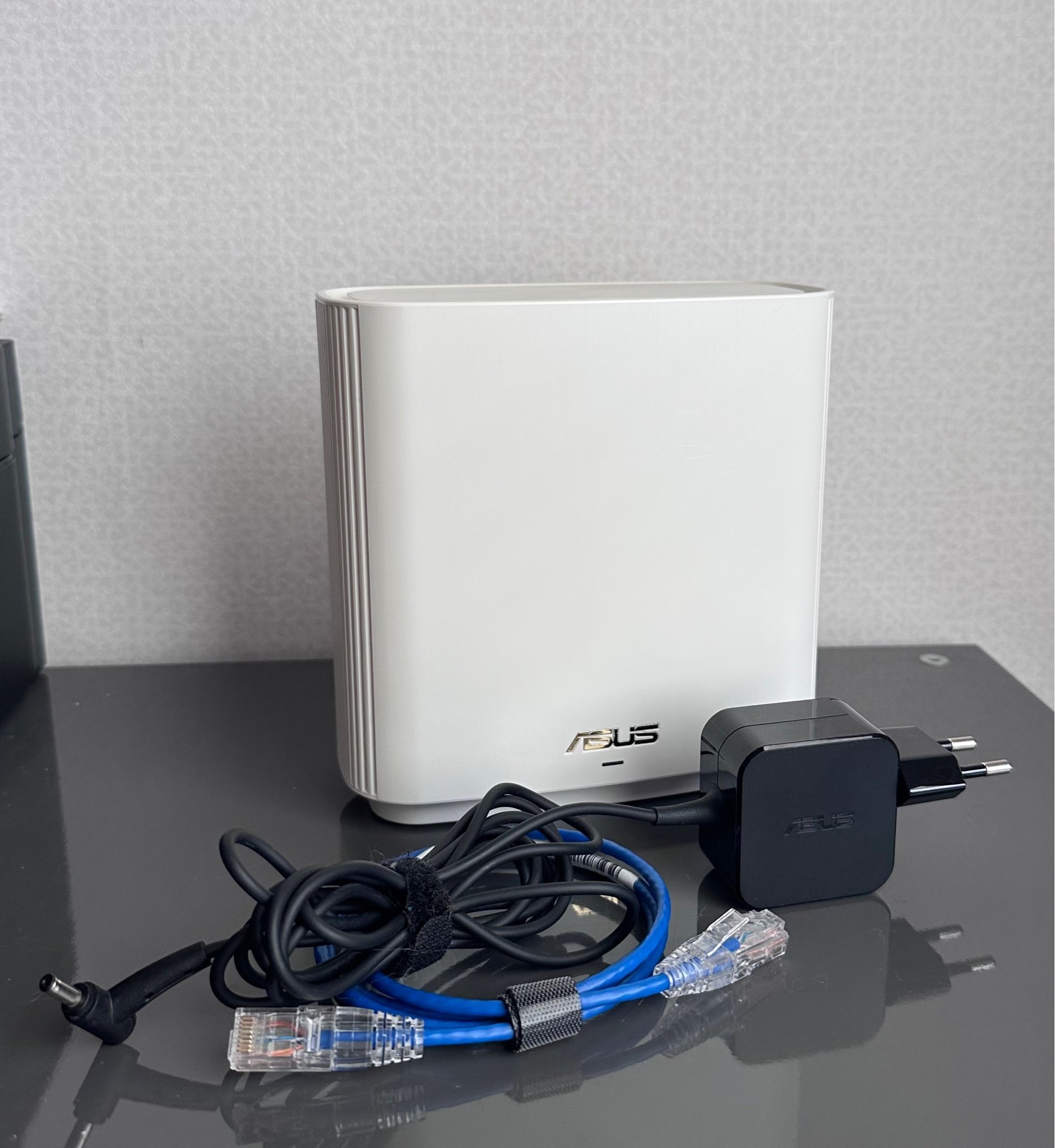 ASUS ZenWiFi XT8 AX6600 Tri-Band WiFi 6 Router .. | Köp på Tradera