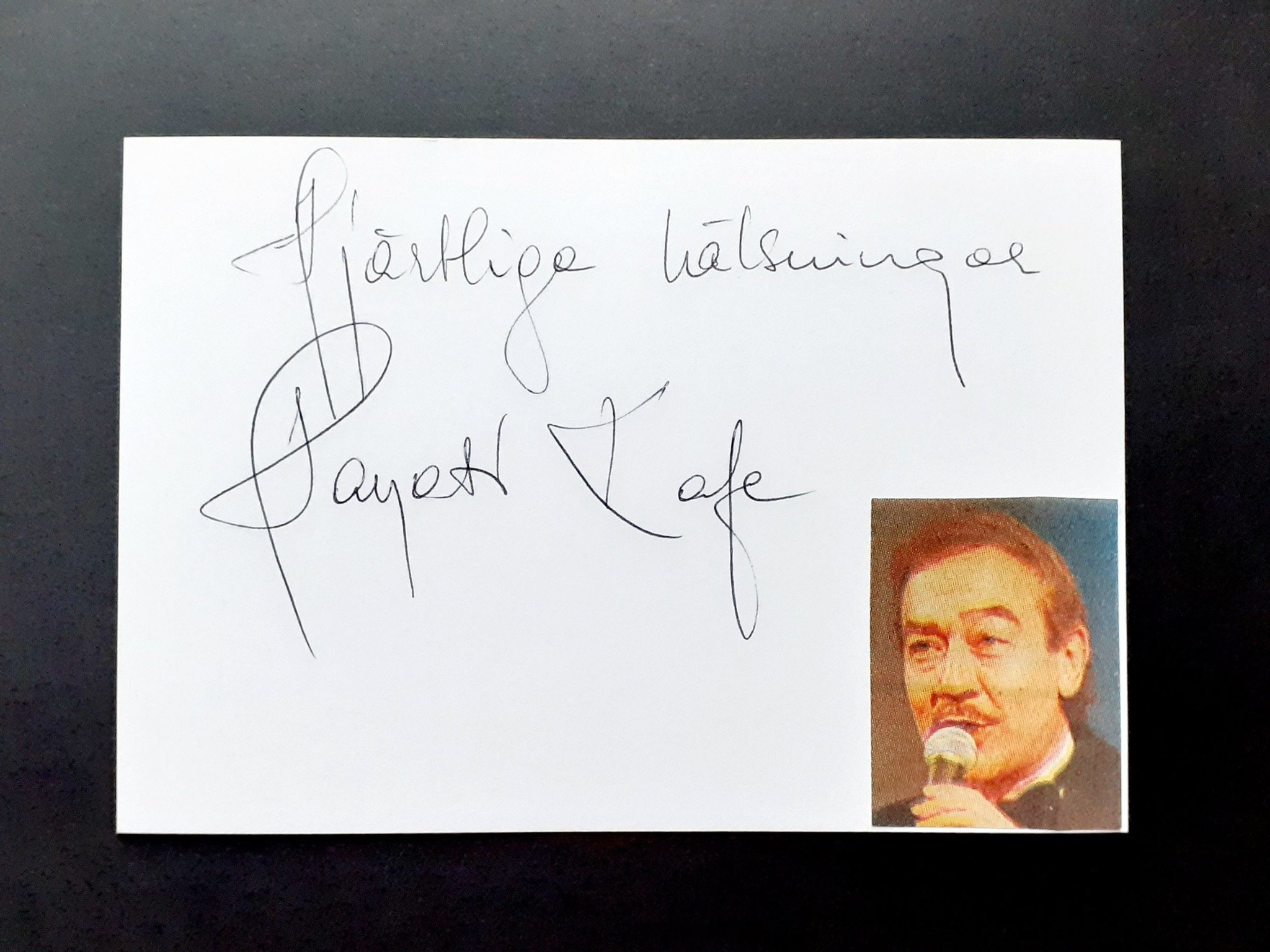 Se produkter som liknar Autograf Hayati Kafe, JAZZSÅN.. på Tradera