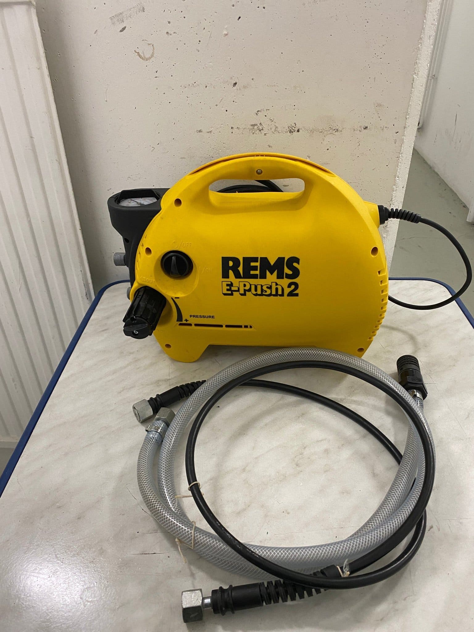 REMS E PUSH 2 PROVTRYCKNINGSPUMP ANV ND ENDAST 421352752 K p P rems-e-push-2-provtryckningspump-anv-nd-endast-421352752-k-p-p