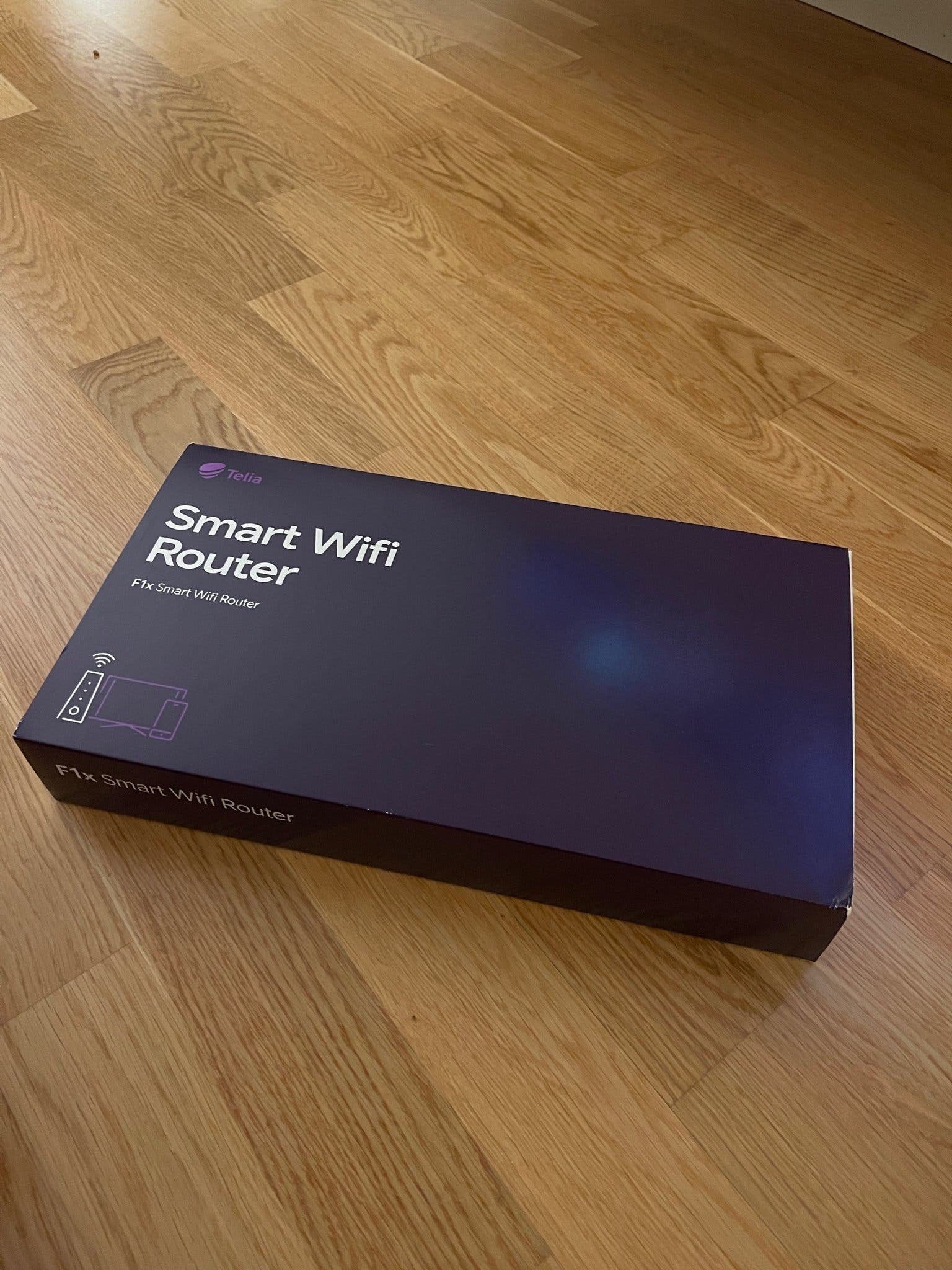Helt ny - Telia Smart Wifi Router | Köp på Tradera (708317741)