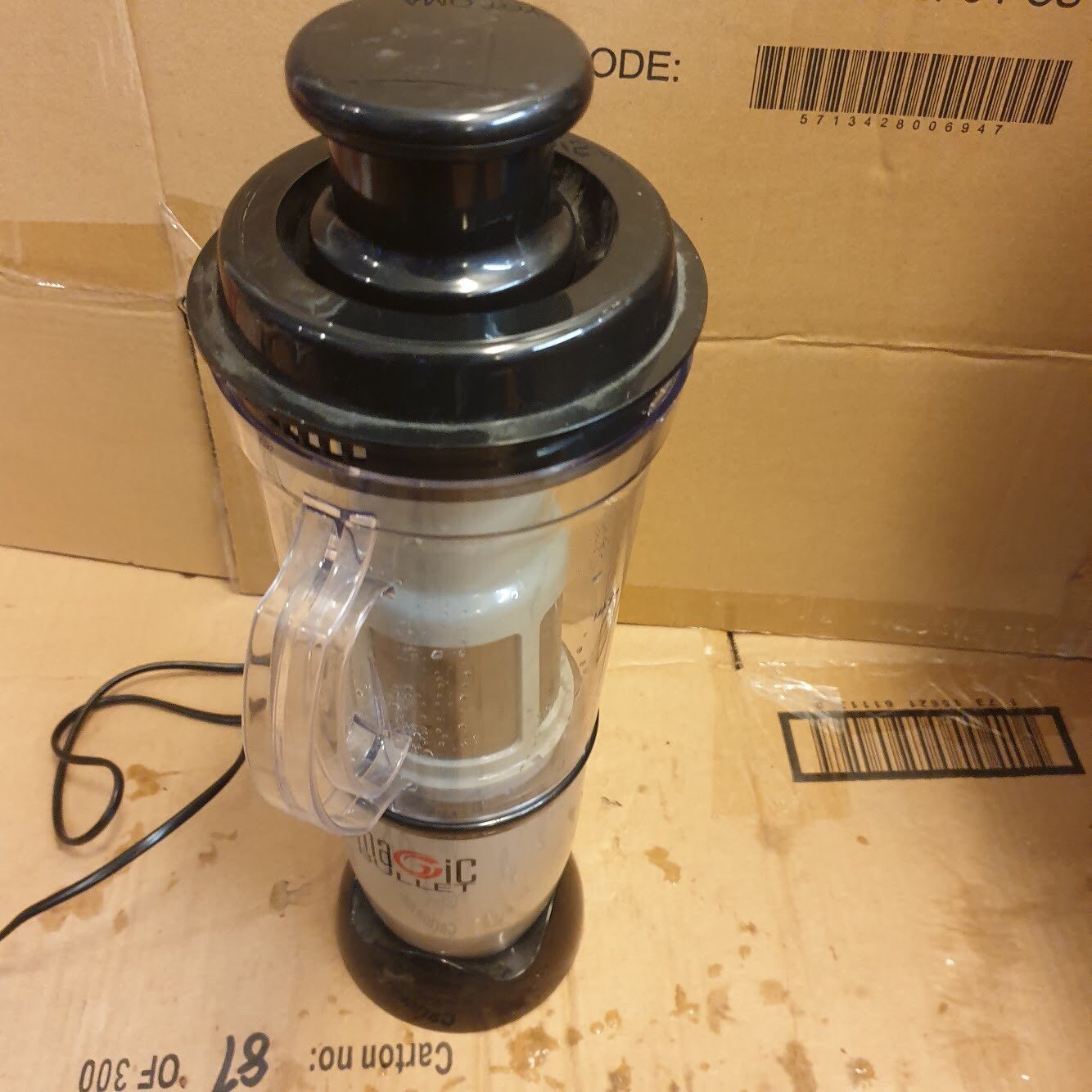 Magic bullet med juicer mb1001 (403101726) ᐈ Köp på Tradera