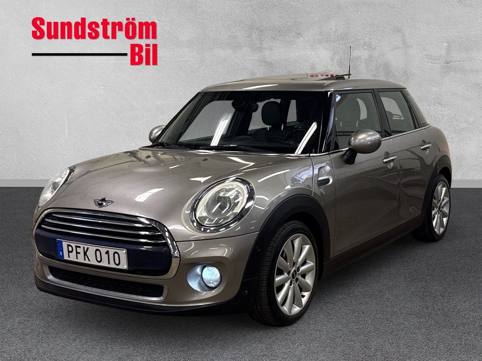 MINI Cooper 5-door Automatic, 6-trins, 136ps, 2017