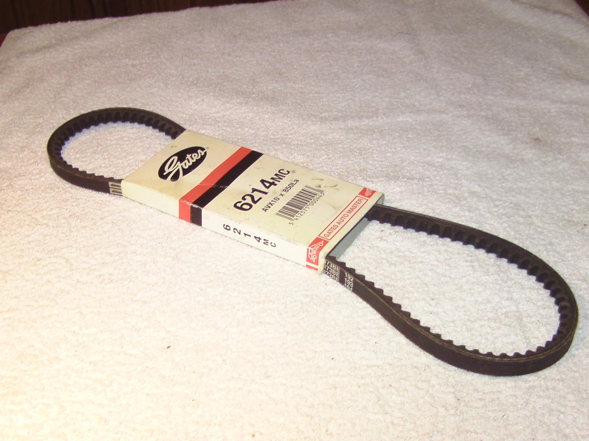 Se produkter som liknar 1 Gates fläktrem AVX 10x850La.. på Tradera ...