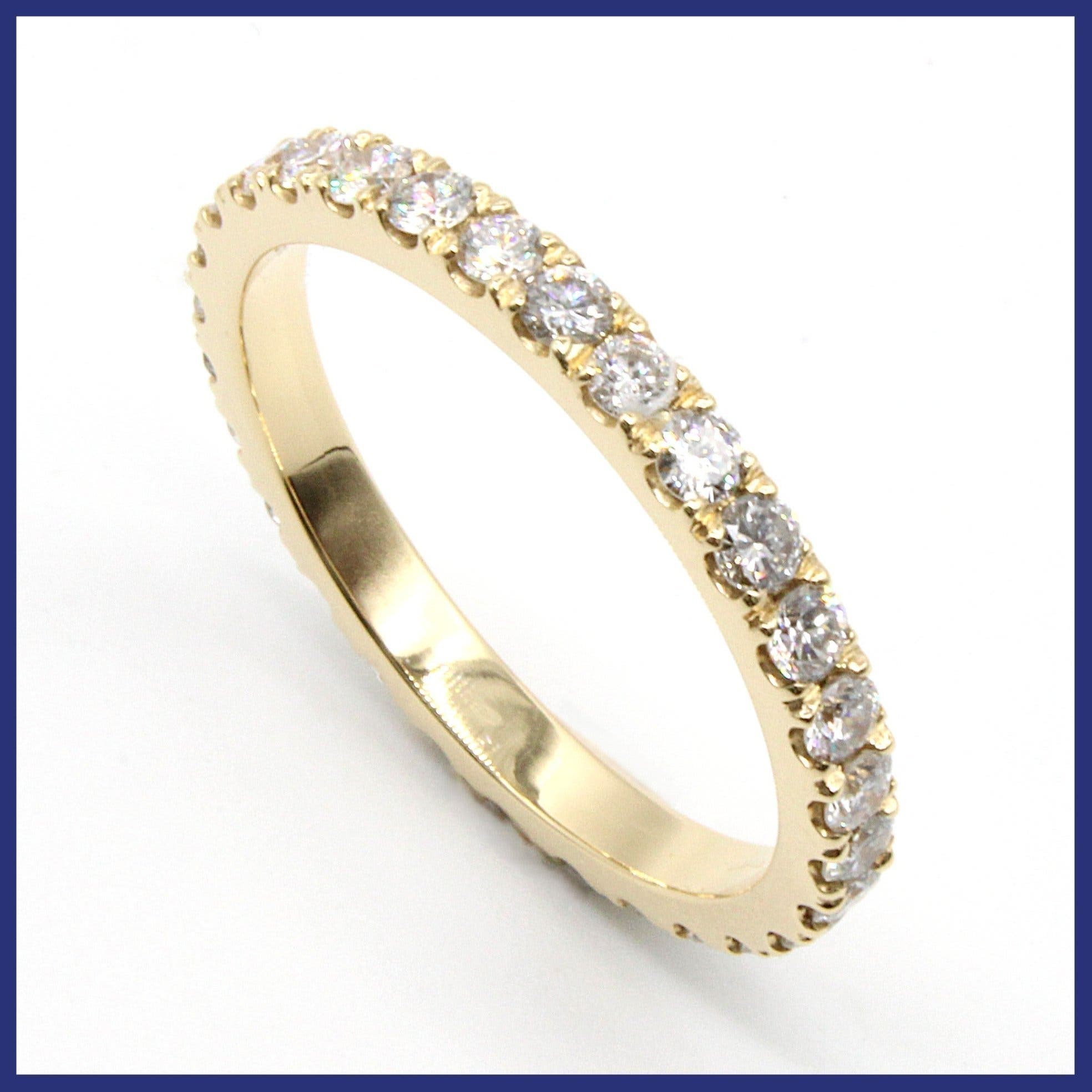 Ring, 18K guld, allians naturliga briljantslipade diamanter (0,87ct, stl 16,9mm)