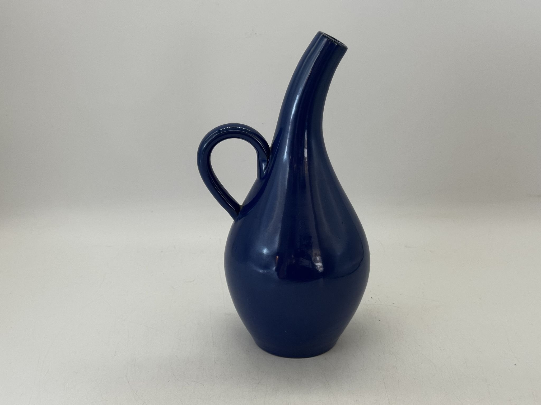 ORKIDE VAS / HÄNKELVAS NITTSJÖ KERAMIK NS DESIGN JERK WERKMÄSTER ORGANISK FORM