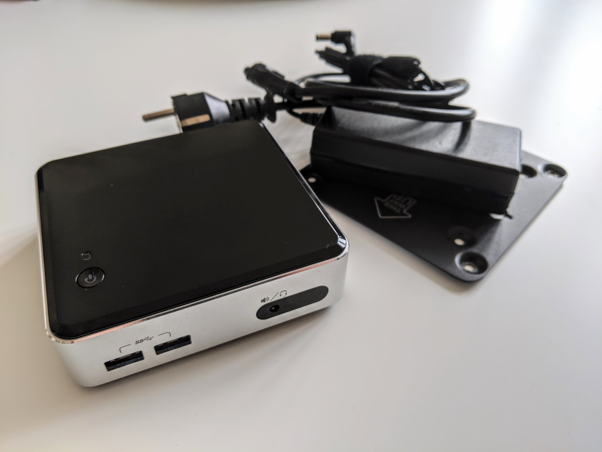 Komplett Intel NUC, Core i5-4250U, 16GB DDR3, 2 ...