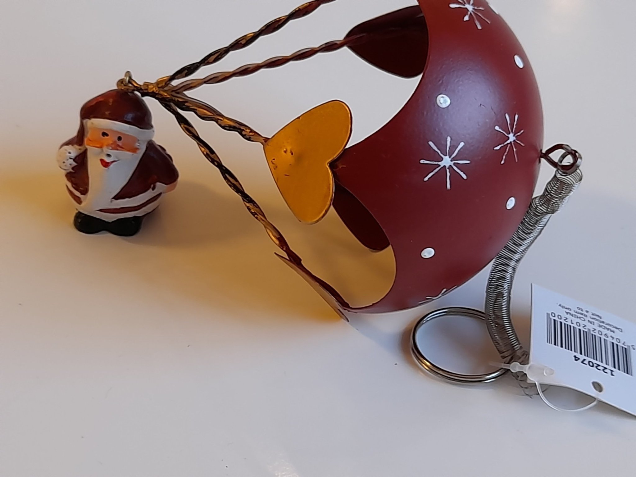 Annorlunda Julpynt! Hängande Tomte med Fallskär.. Köp på Tradera