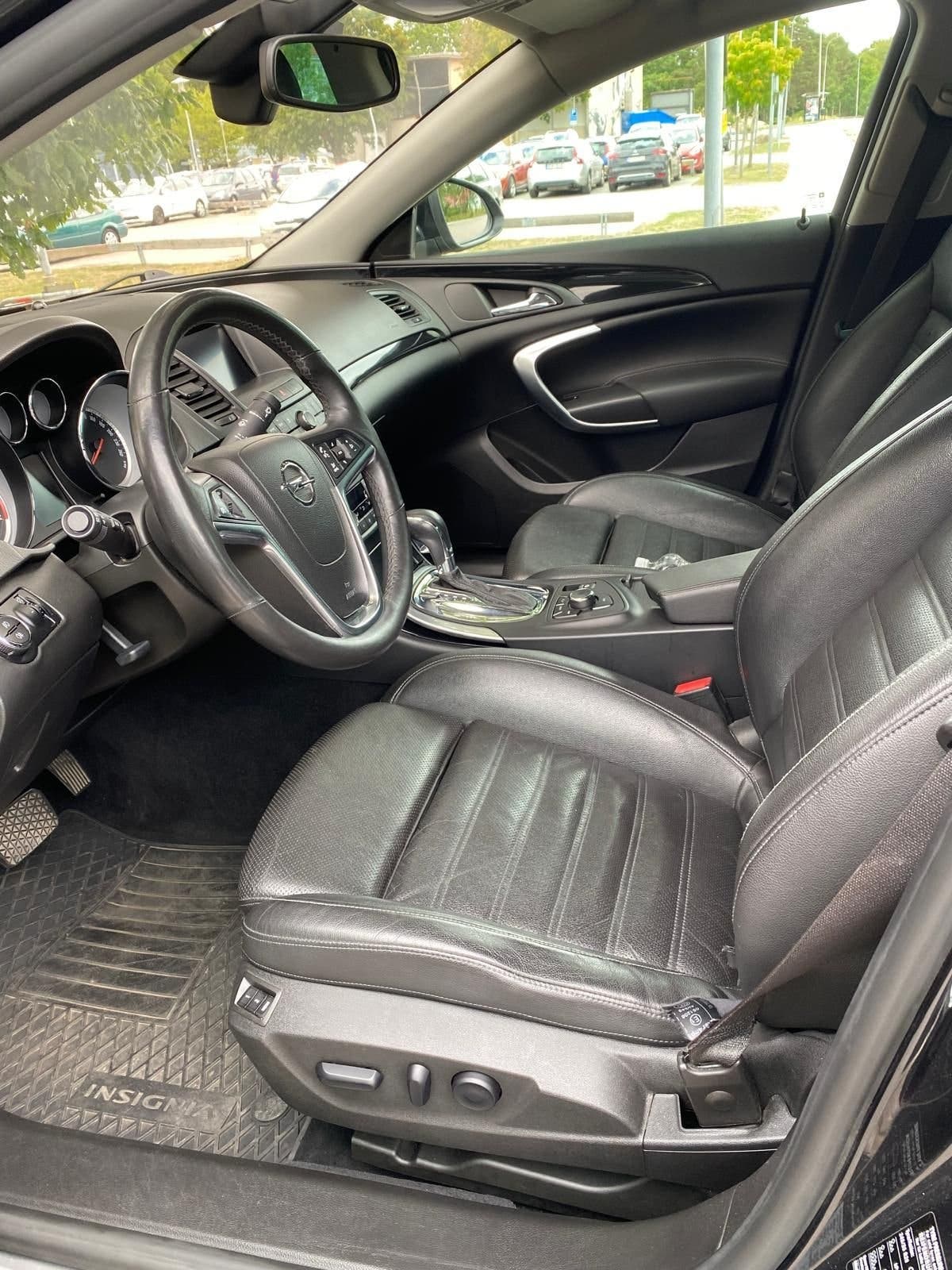 Opel Insignia 2.0 CDTI 4x4 Automatic, 6-trins, 160ps, 2013