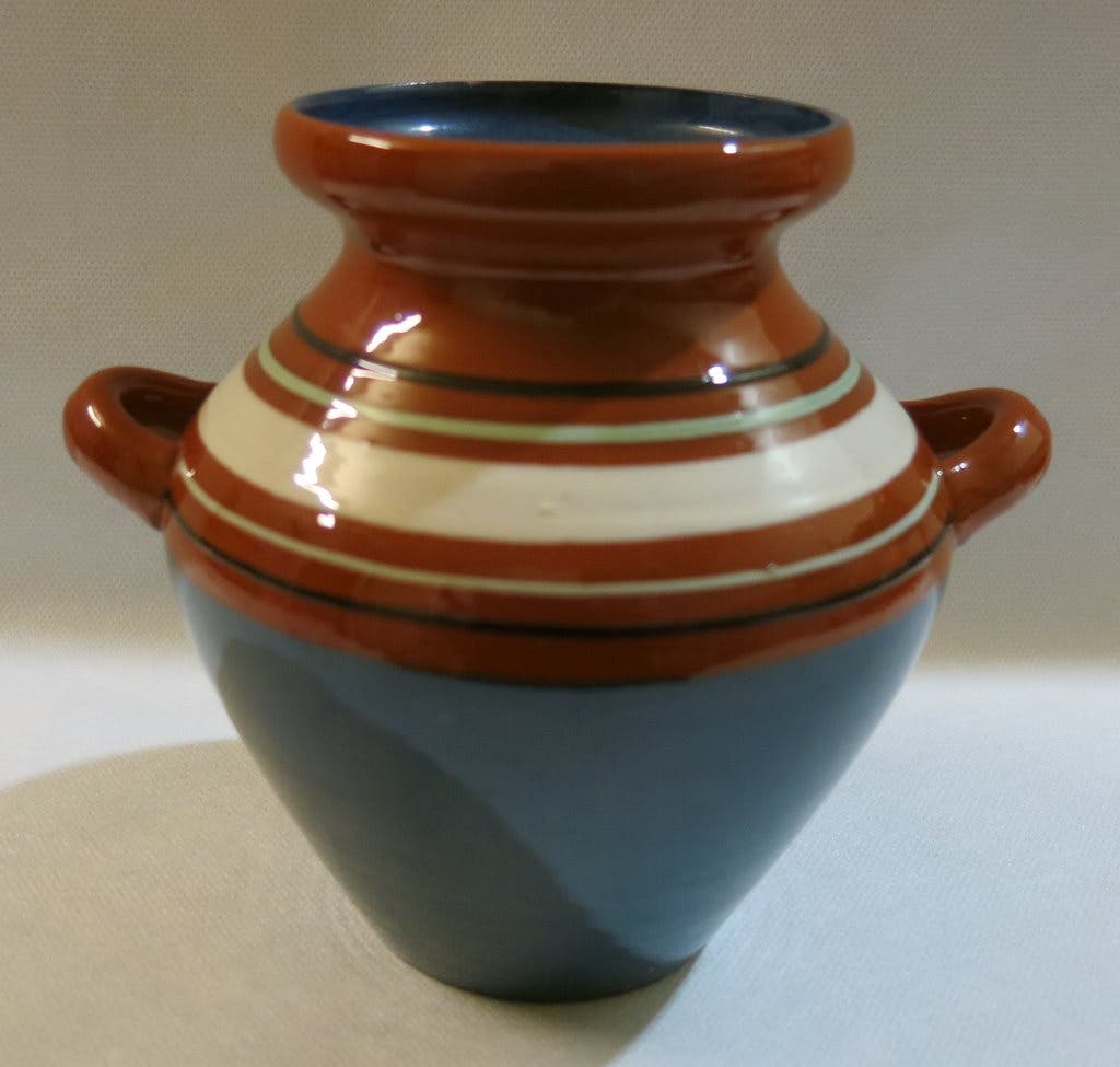 Attractive Nittsjö krus vase available