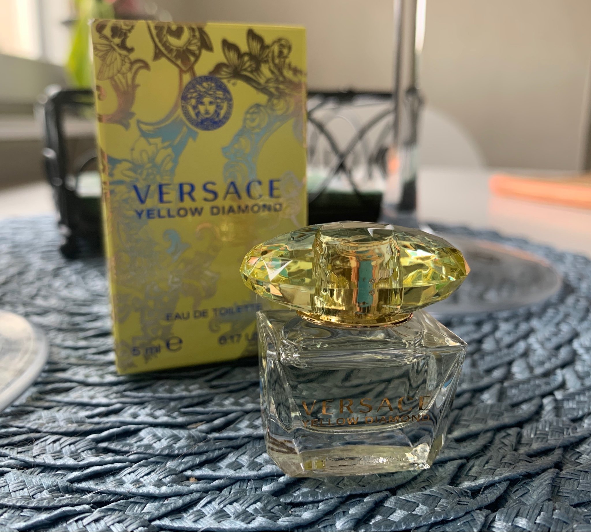 **Versace Yellow Diamond 5ML** UTROP1KR (410500883) ᐈ Köp på Tradera