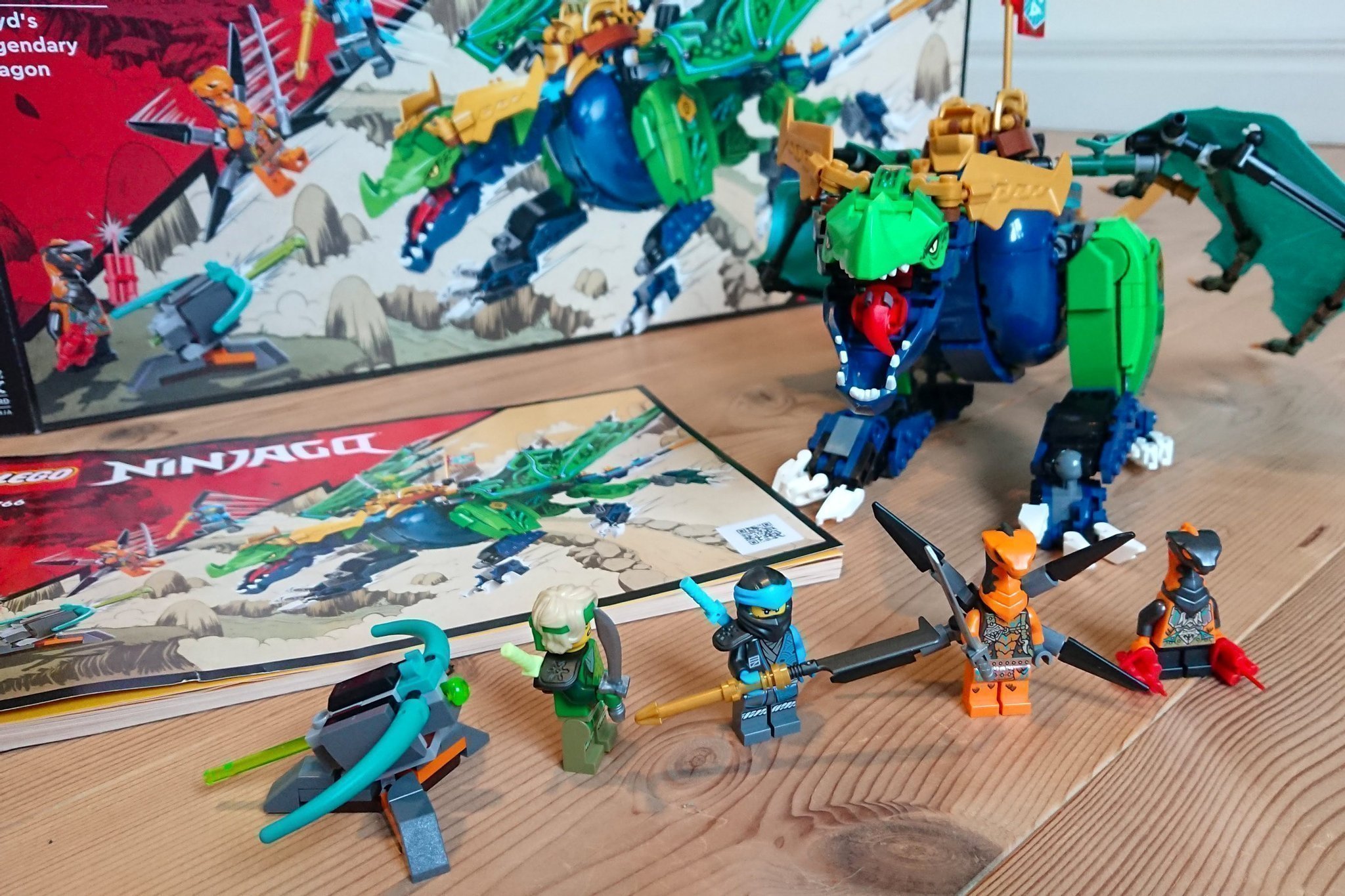 LEGO Ninjago 71766 Lloyds legendariska drake / .. | Köp på Tradera ...