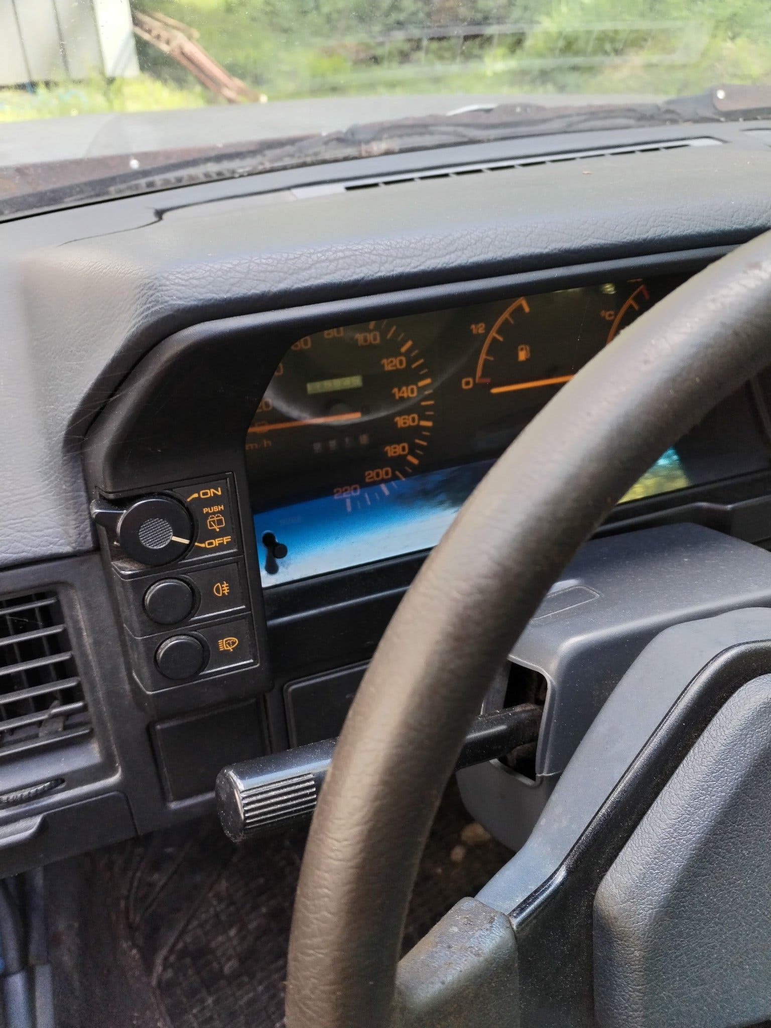 Mazda 323 3-door Hatchback 1.5 Automatic, 70hp, 1986