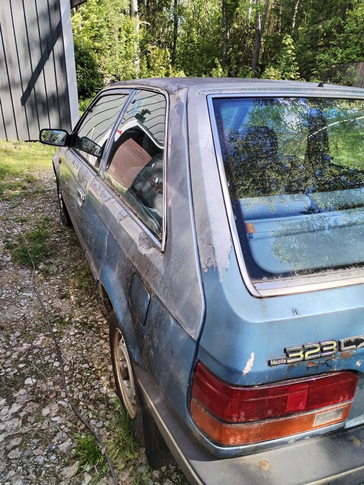 Mazda 323 3-door Hatchback 1.5 Automatic, 70hp, 1986