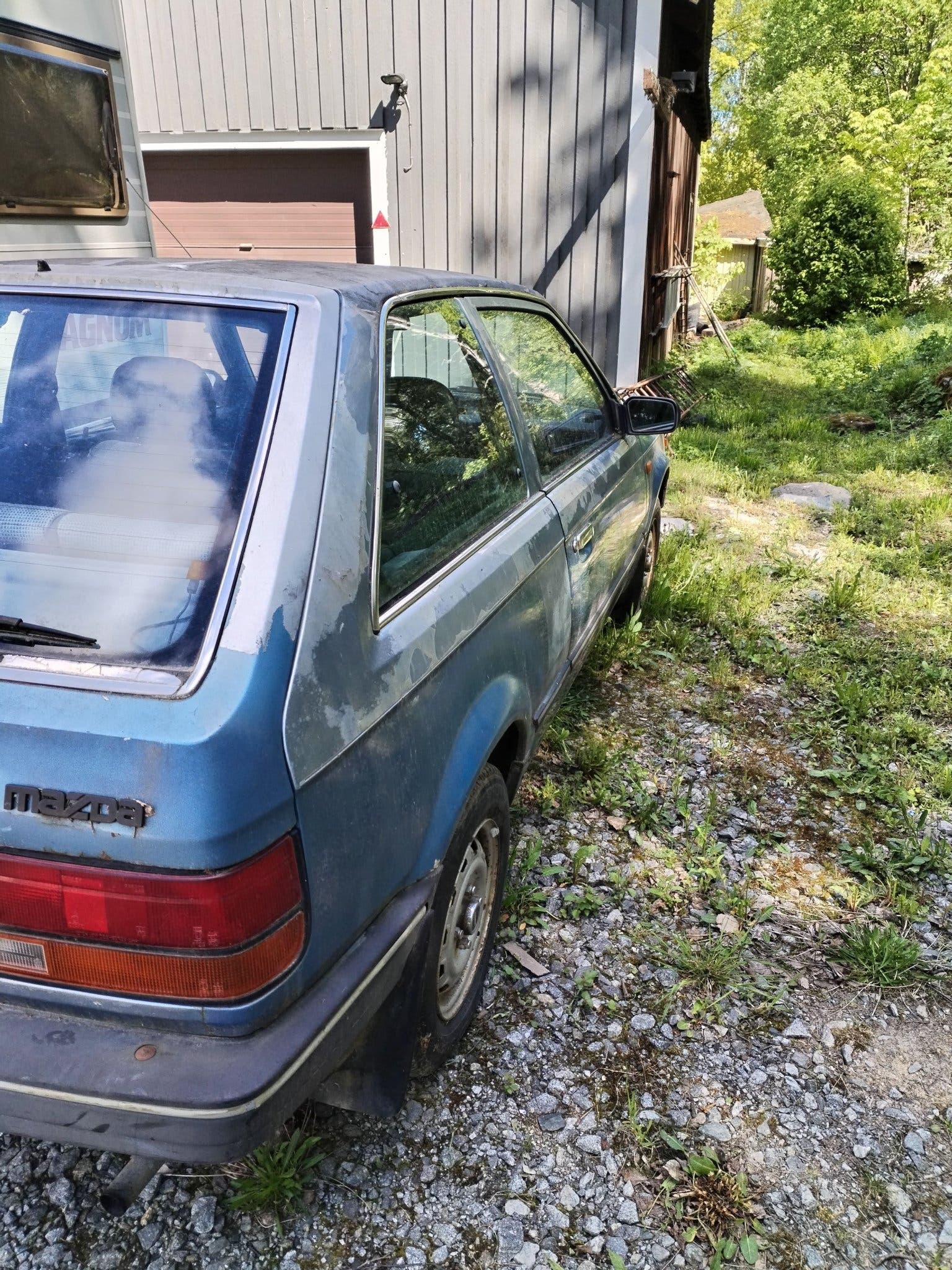 Mazda 323 3-door Hatchback 1.5 Automatic, 70hp, 1986