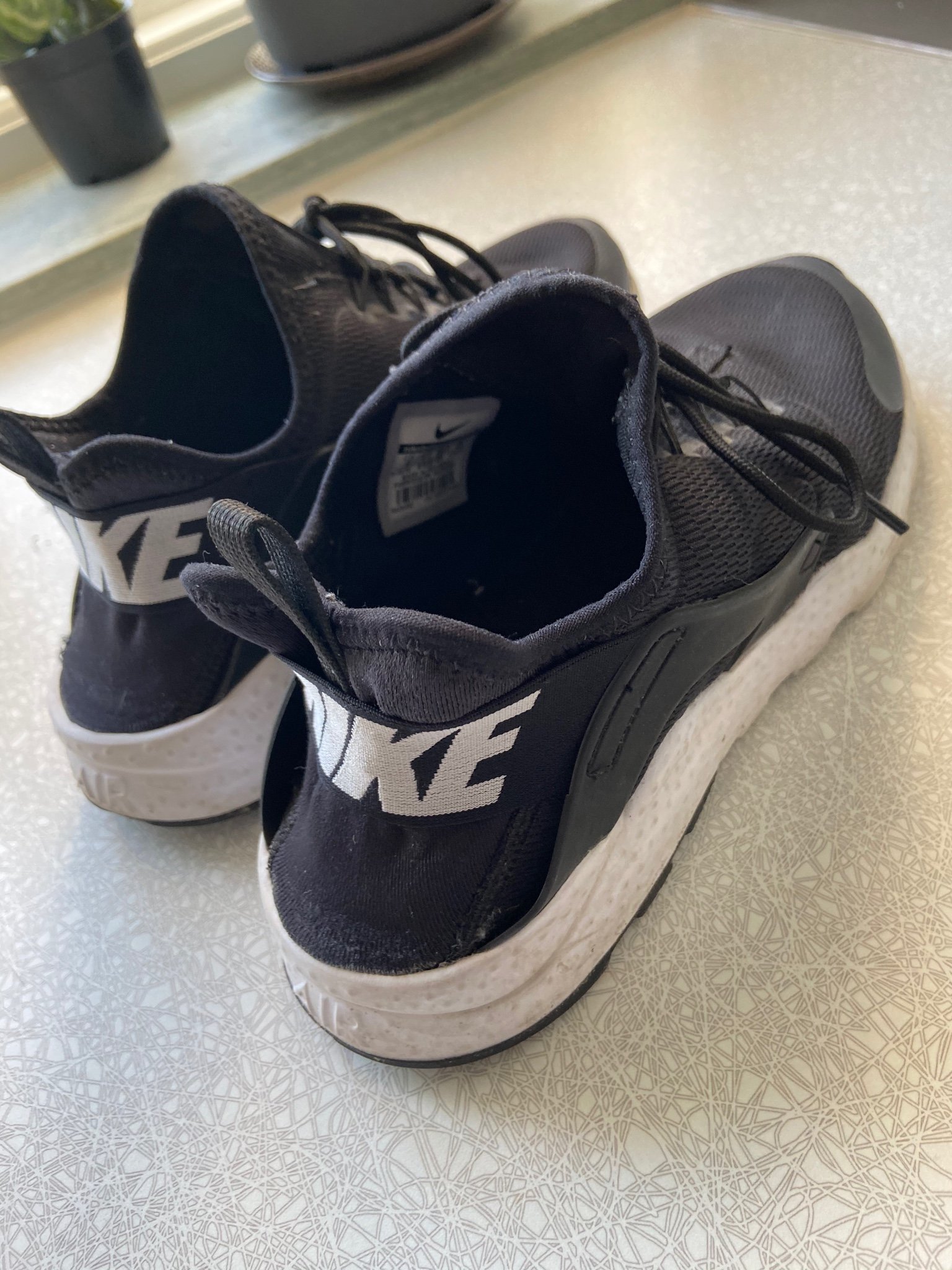 Nike huarache 40.5 HERR / DAM sneakers j (410462251) á KÃ¶p pÃ¥ Tradera