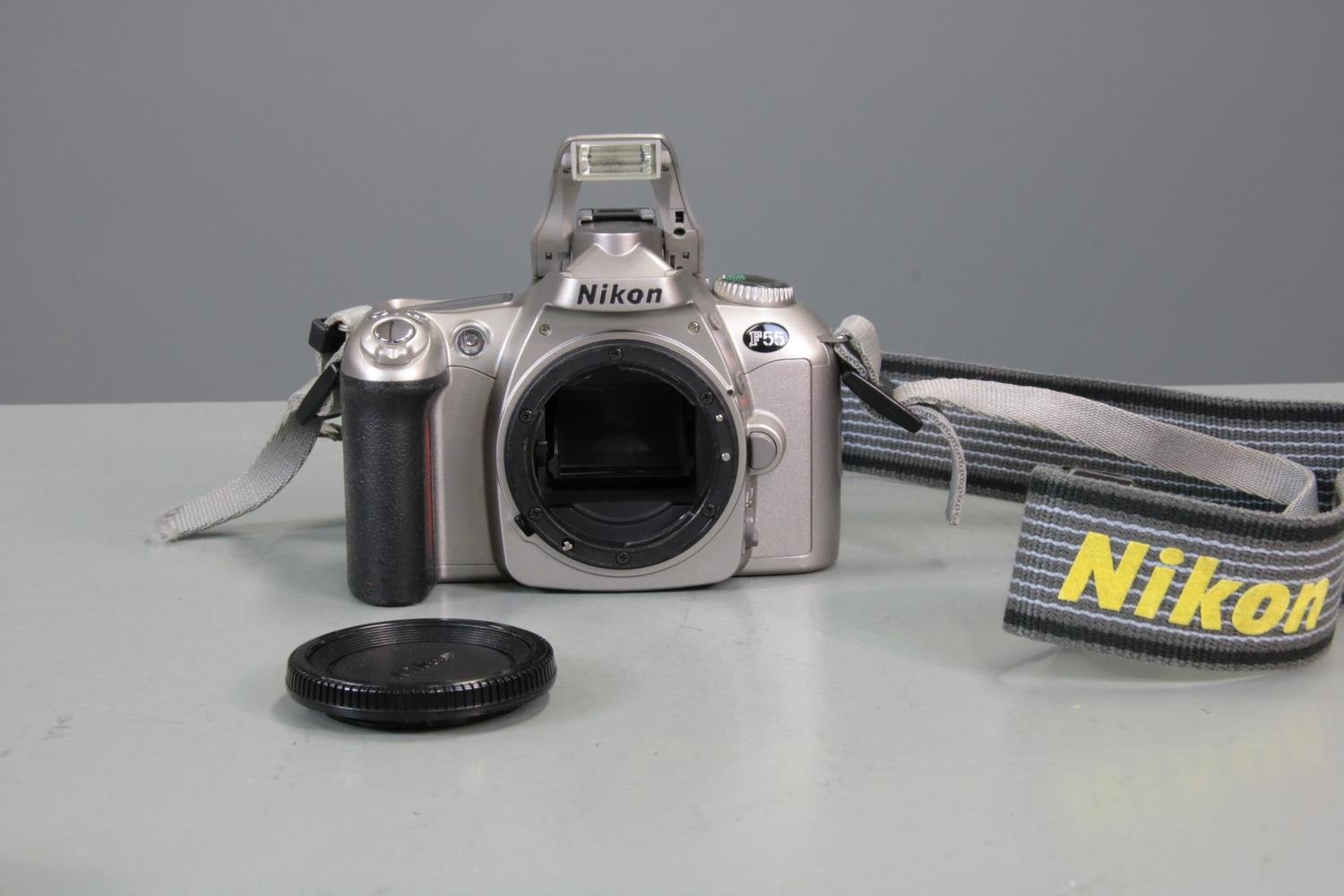 Nikon F55 SLR 35mm Film Cam.. Köp från Massiartdesign på Tradera