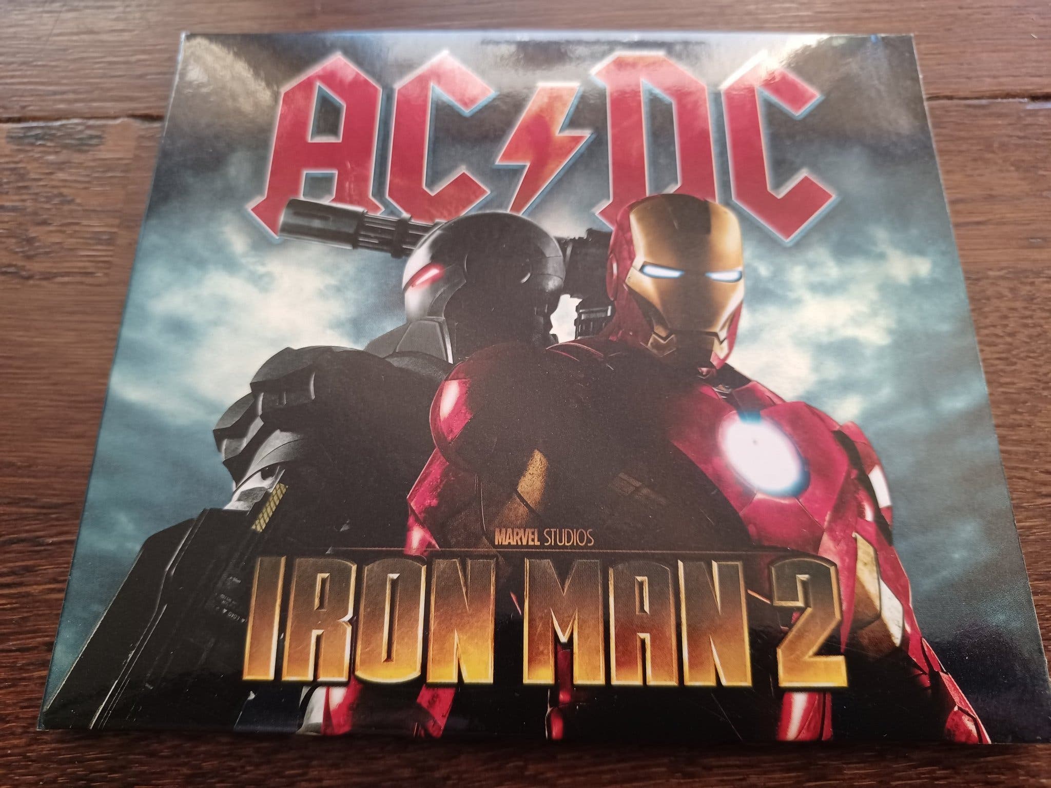Se produkter som liknar AC/DC - Iron Man 2 - CD - 2010 på Tradera ...