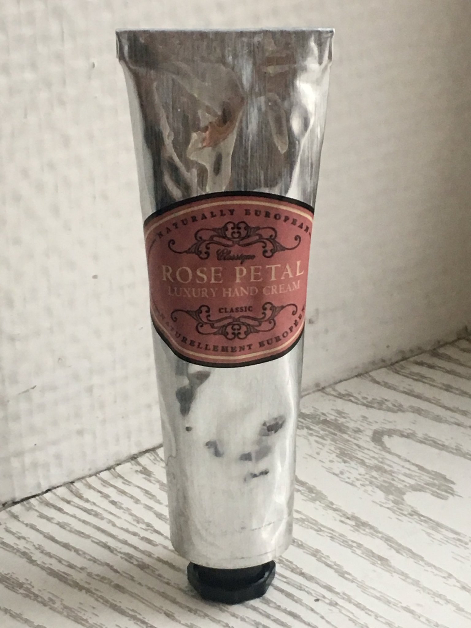 NATURALLY EUROPEAN ROSE PETAL LUXURY HAND CREAM.. (416412455) ᐈ Köp på