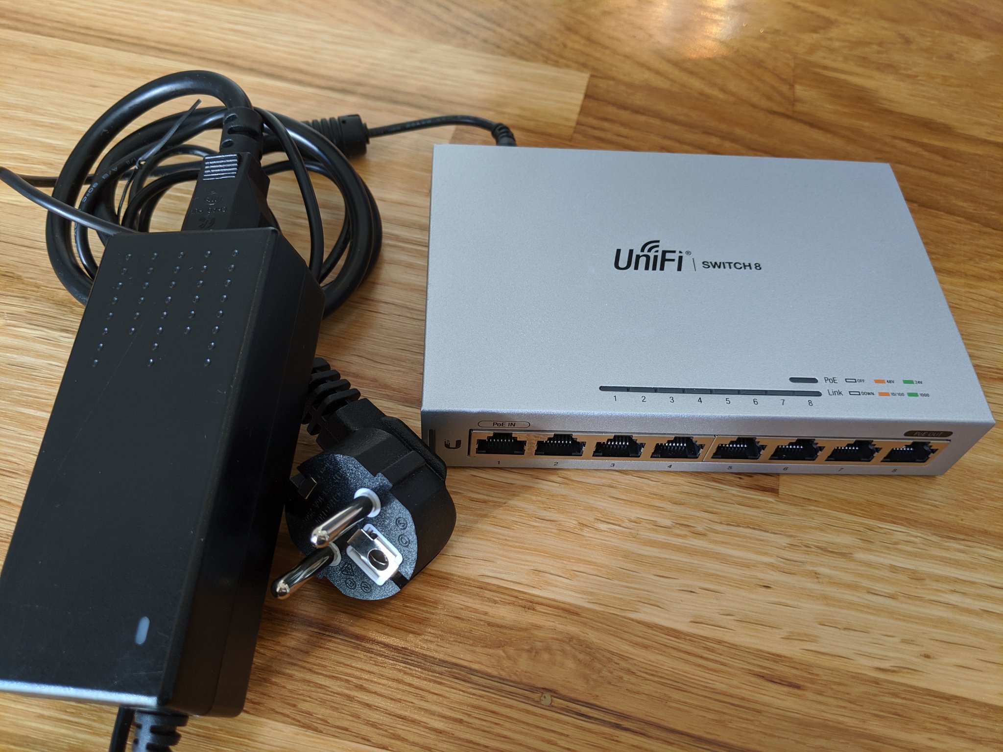 Ubiquiti UniFi Switch 8 N tverksswitch 370826744 K p P Tradera