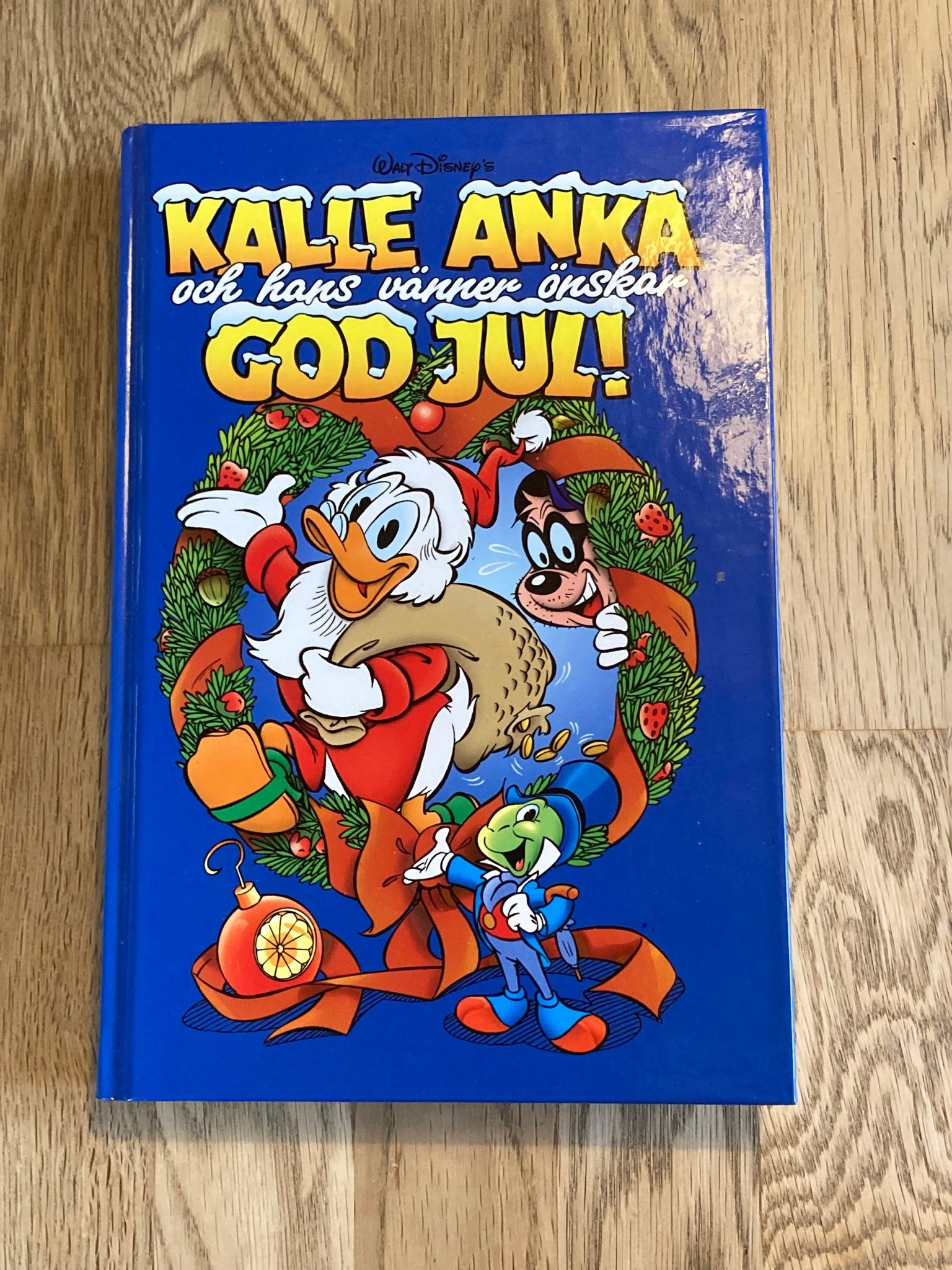 Kalle Anka och hans vänner önskar God Jul! Köp på Tradera (611025315)
