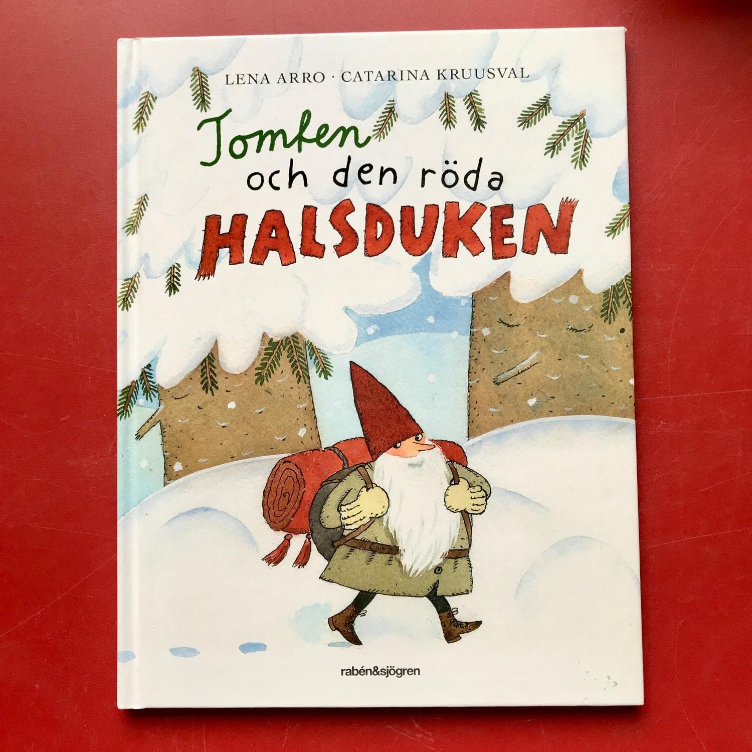 TOMTEN OCH DEN RÖDA HALSDUKE.. | Köp från Haldins_Hylla på Tradera ...