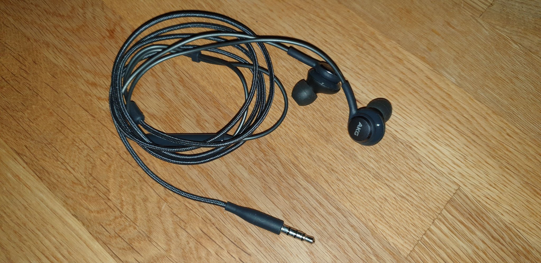 Samsung AKG headset EO-IG955 (417936273) ᐈ Köp på Tradera