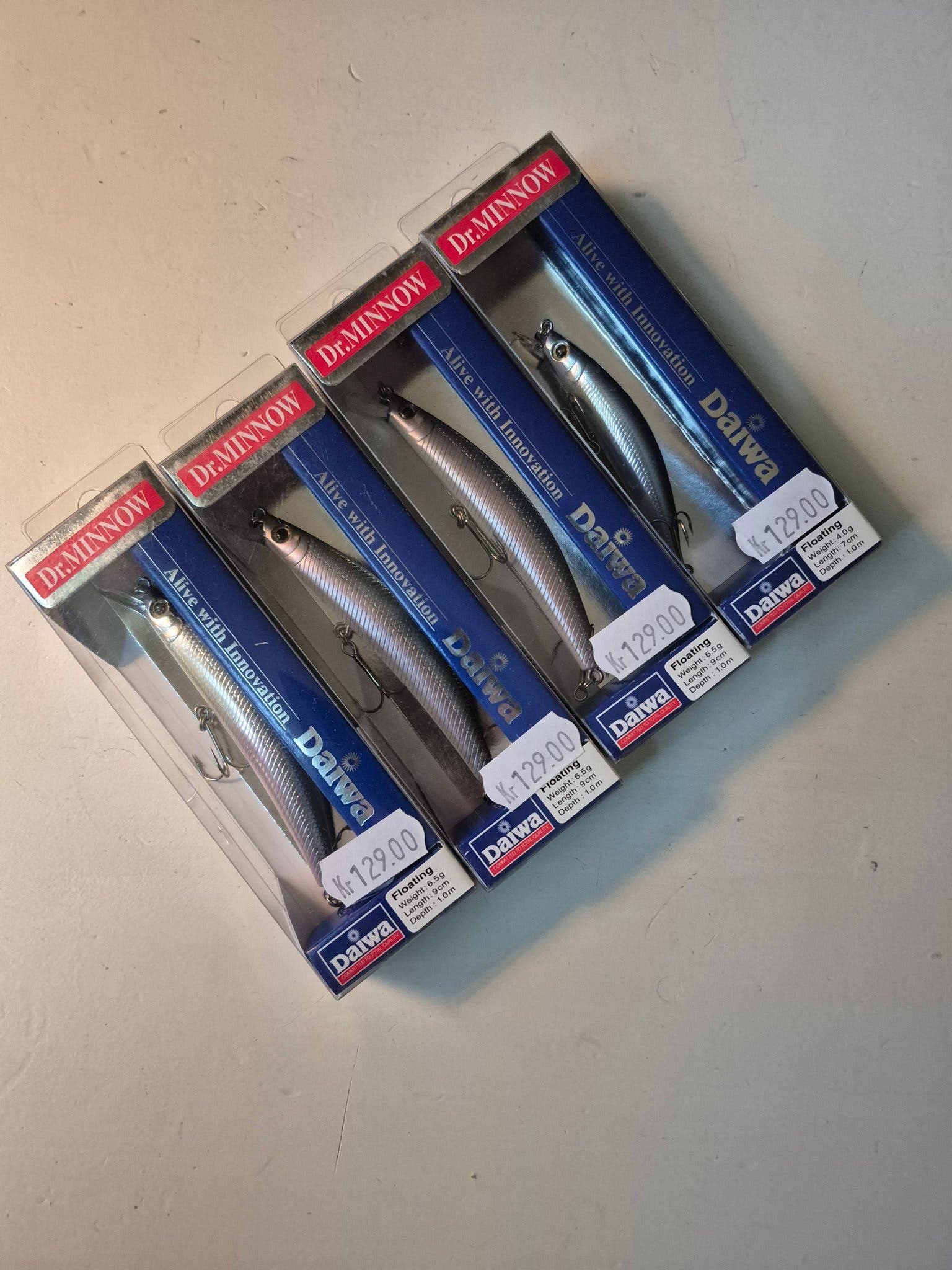 4 Daiwa Dr. Minnow Wobbler in 7 cm und 9 cm zum Angeln