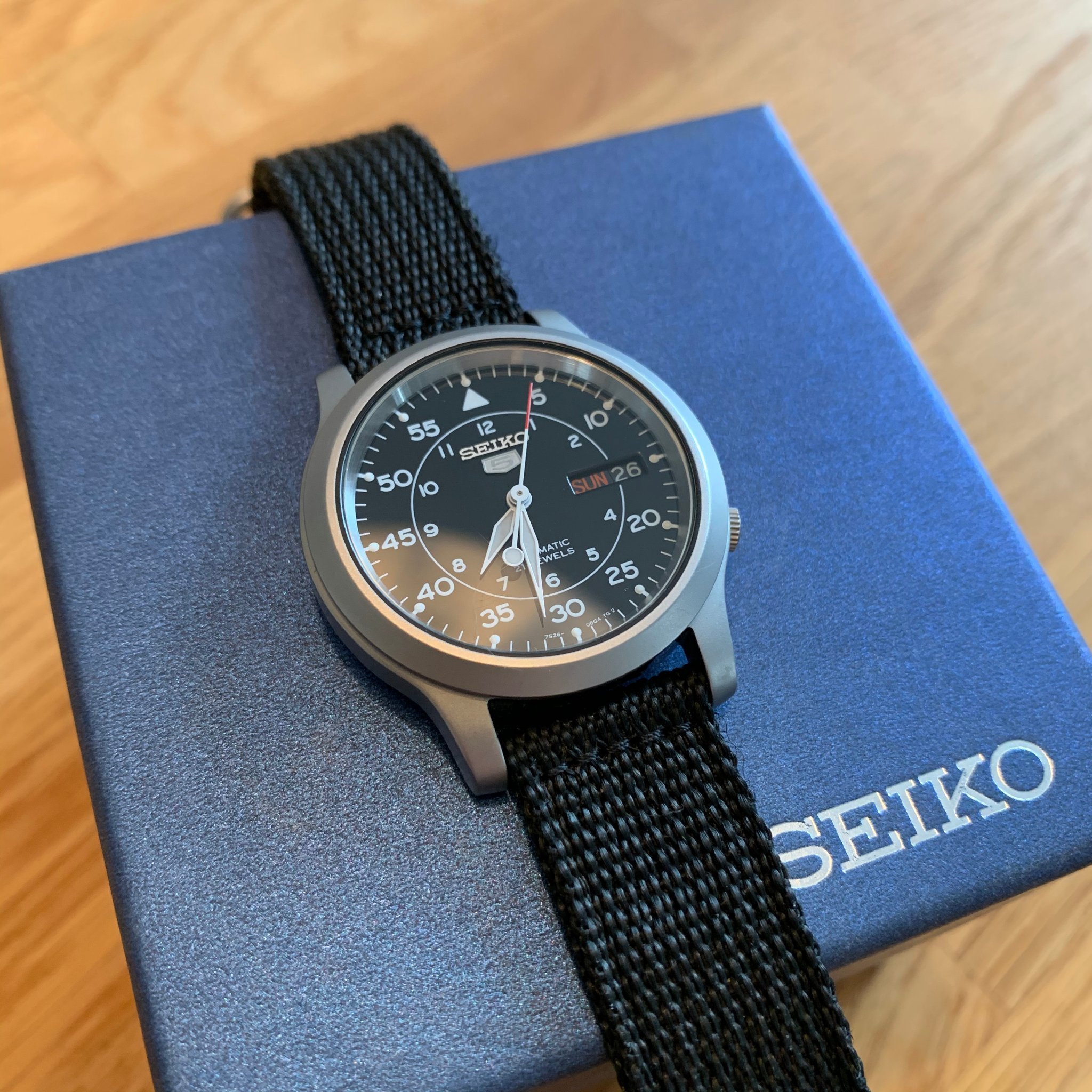 seiko 5 snk809 price
