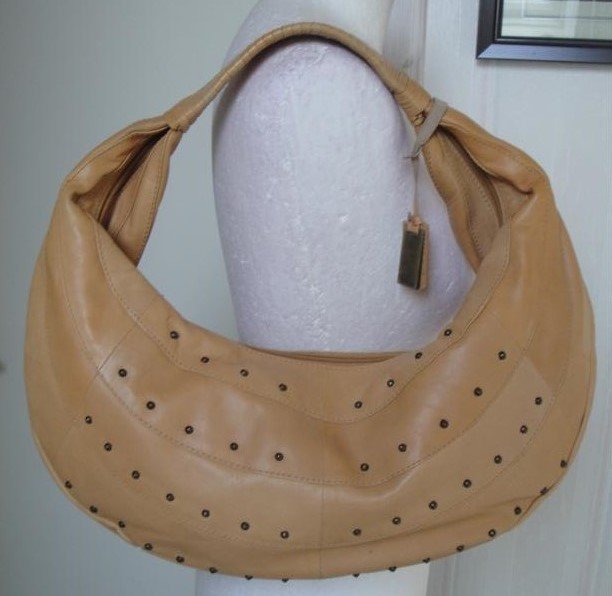 Super snygg beige skinn väska från Rizzo | Köp på Tradera (637056055)