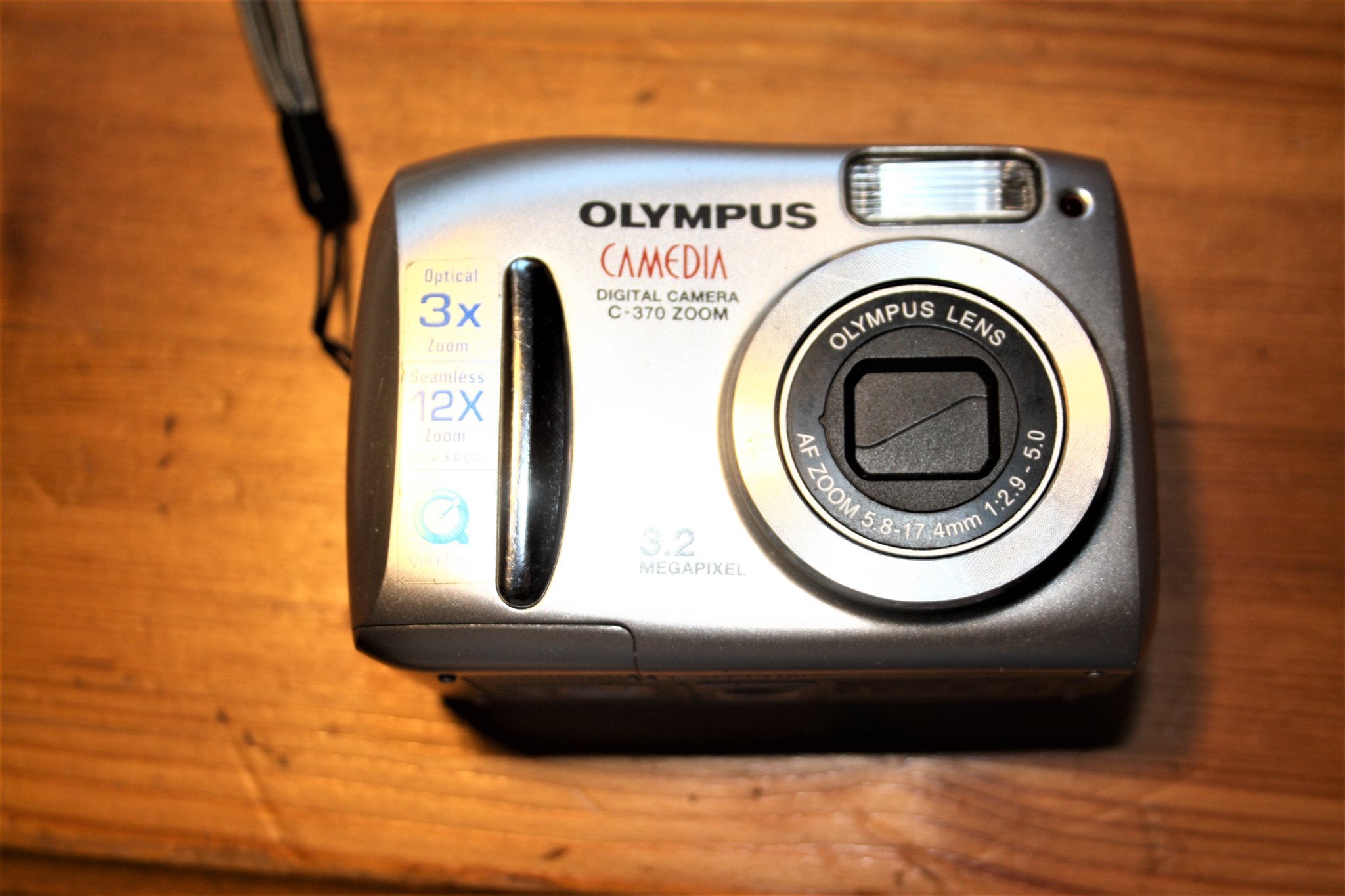 Kamera digital OLYMPUS C370ZOOM + instr.böcke.. (332141043) ᐈ Köp på