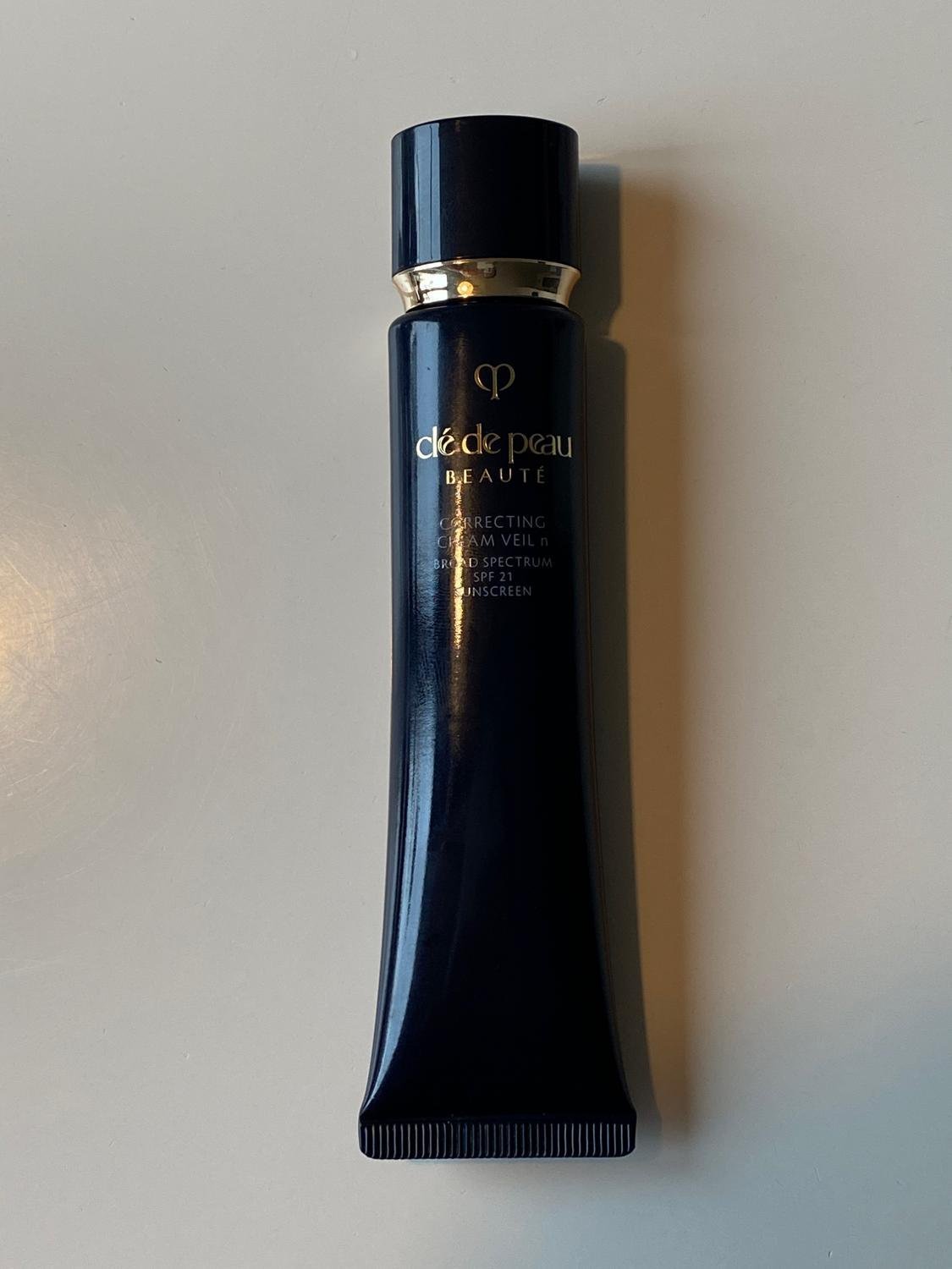 Clé de peau Correcting cream veil n SPF 21 full.. Köp på Tradera