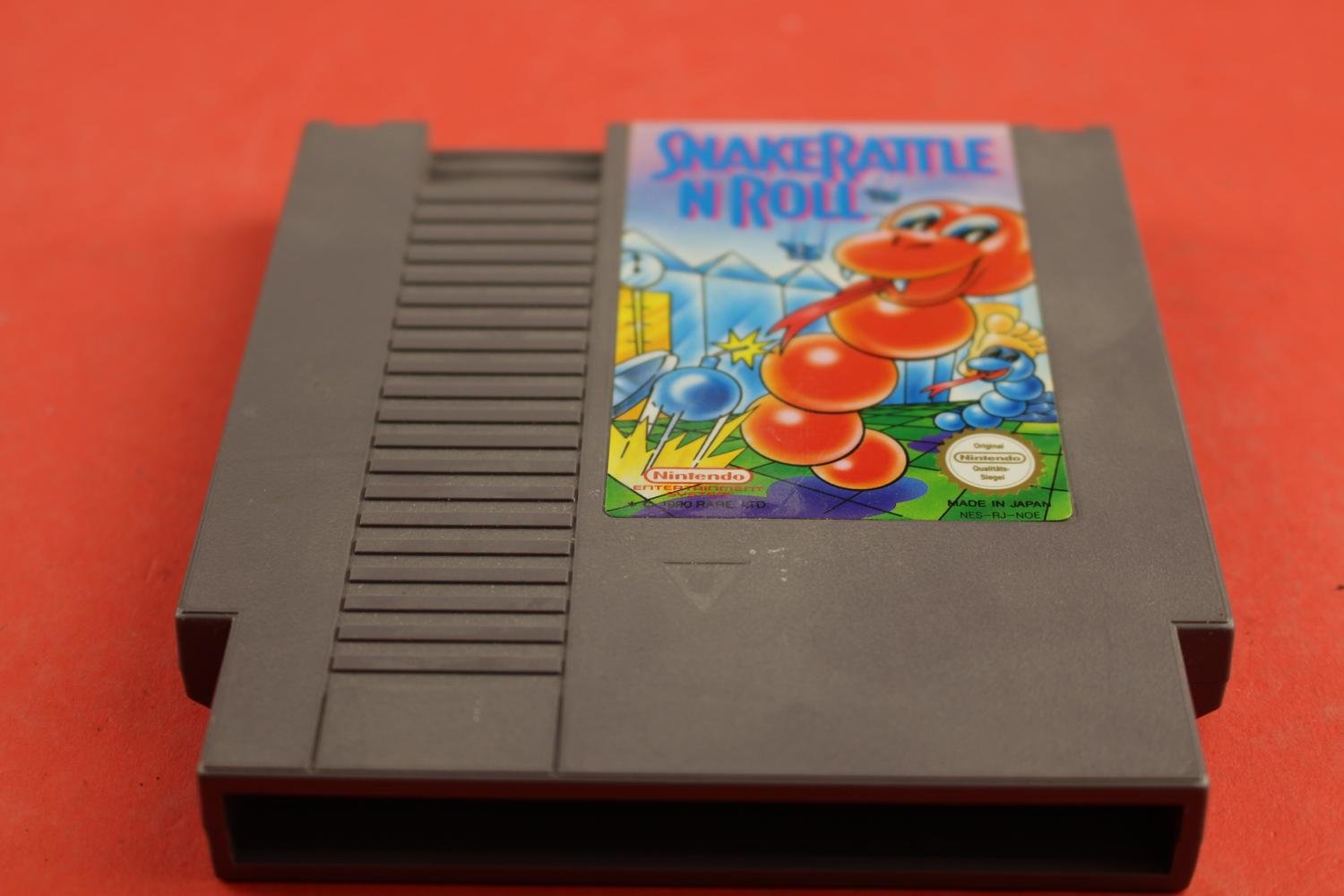 SNAKE RATTLE N ROLL till Nintendo NES (423262163) ᐈ gameworld på Tradera