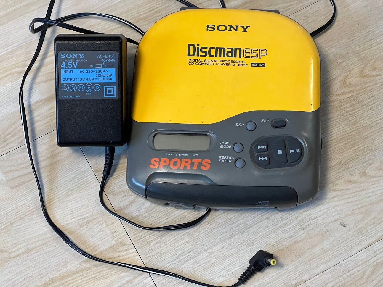 En sällsynt klassiker, Sony Discman Sport