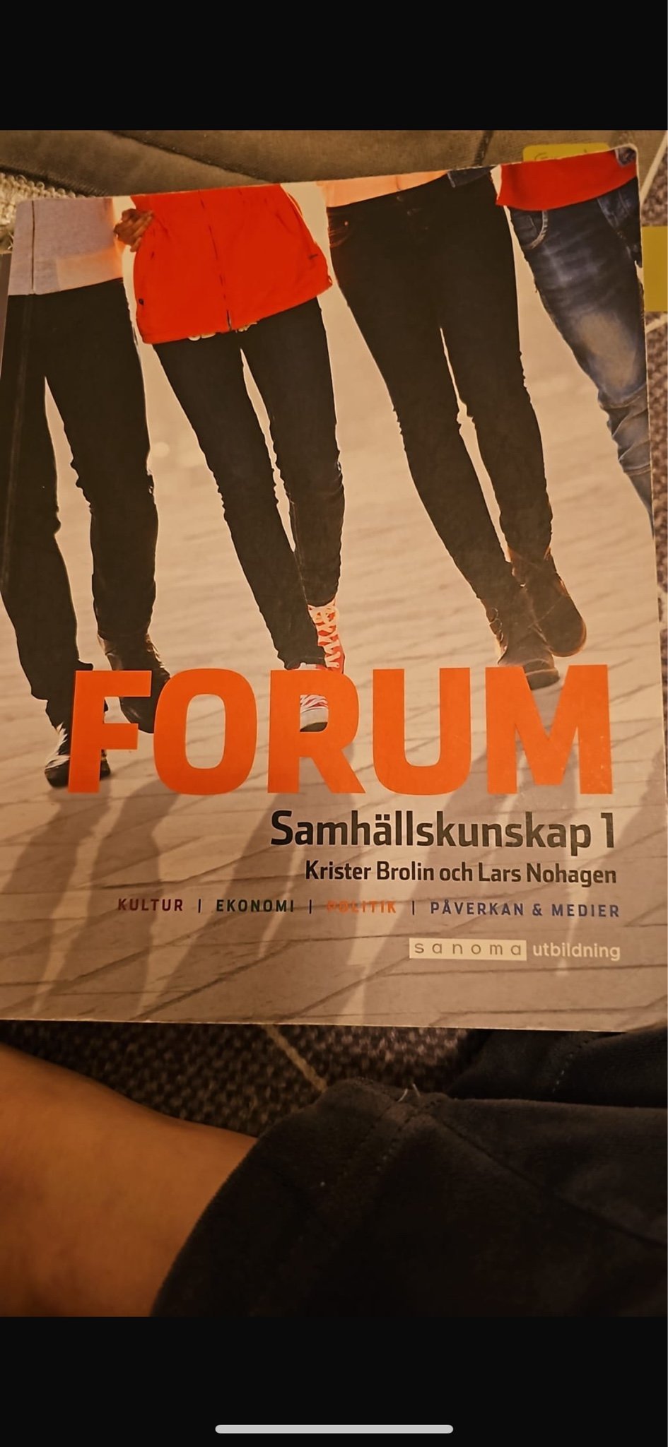Forum Samhällskunskap 1 av Krister Brolin och Lars Nohagen