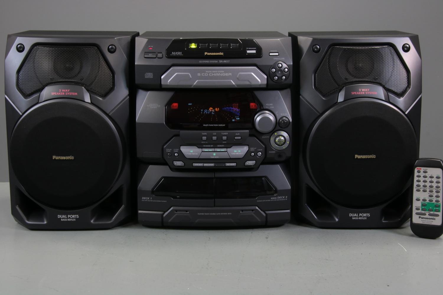 Se produkter som liknar Panasonic SA-AK17 5 CD Change.. på Tradera ...