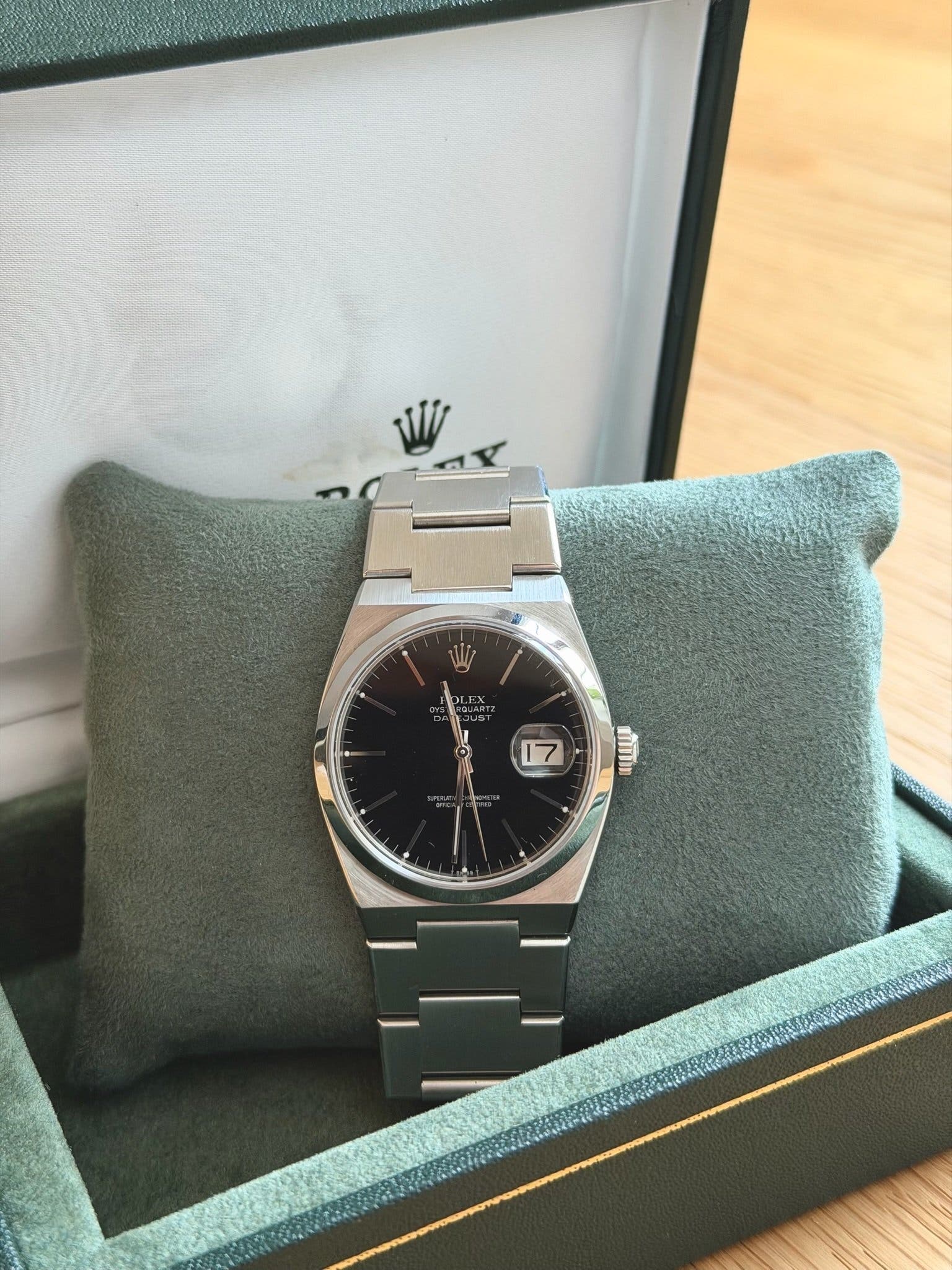 Rolex Oysterquartz 17000 rannekello, juuri huollettu