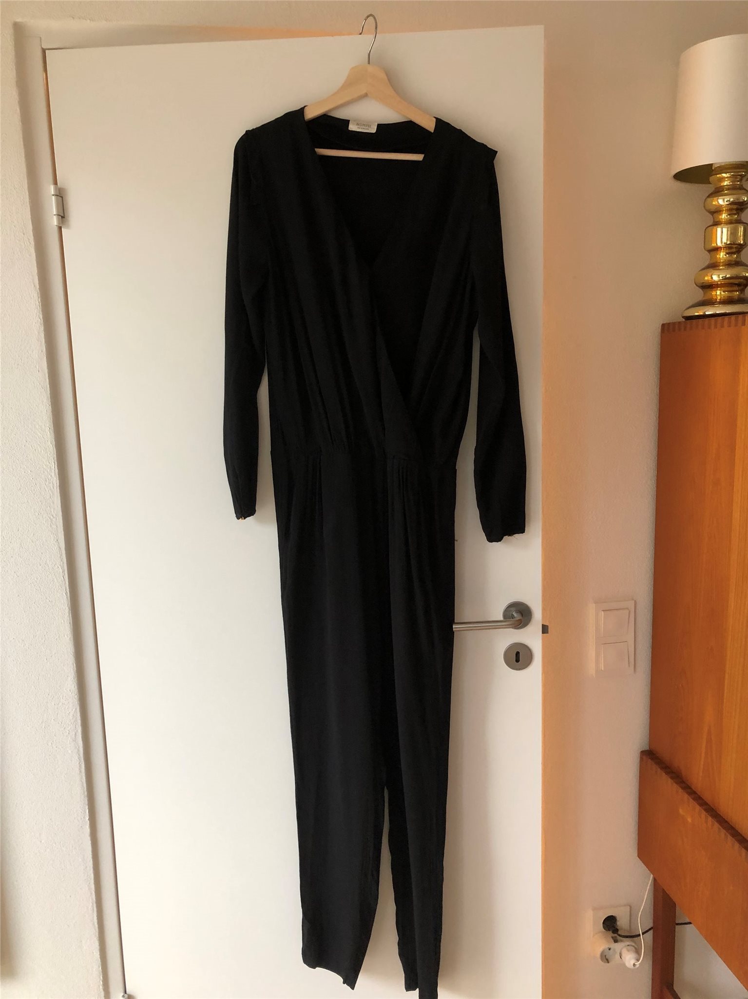 Fin svart jumpsuit från Numph Numph Numph storlek 40 d11200 Fin svart jumpsuit från Numph Numph Numph storlek 40 d11200