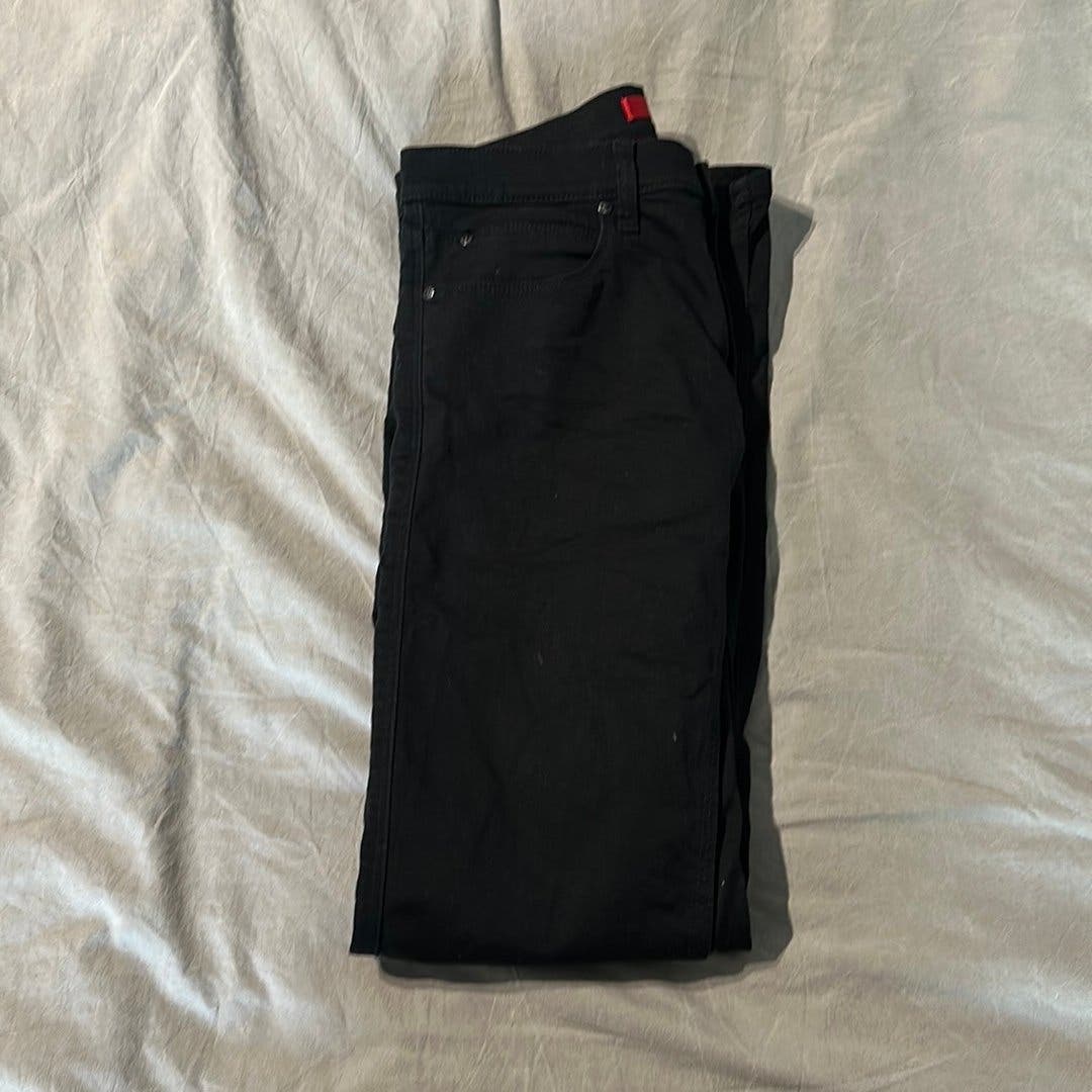 Hugo mustat farkut koko 30/34