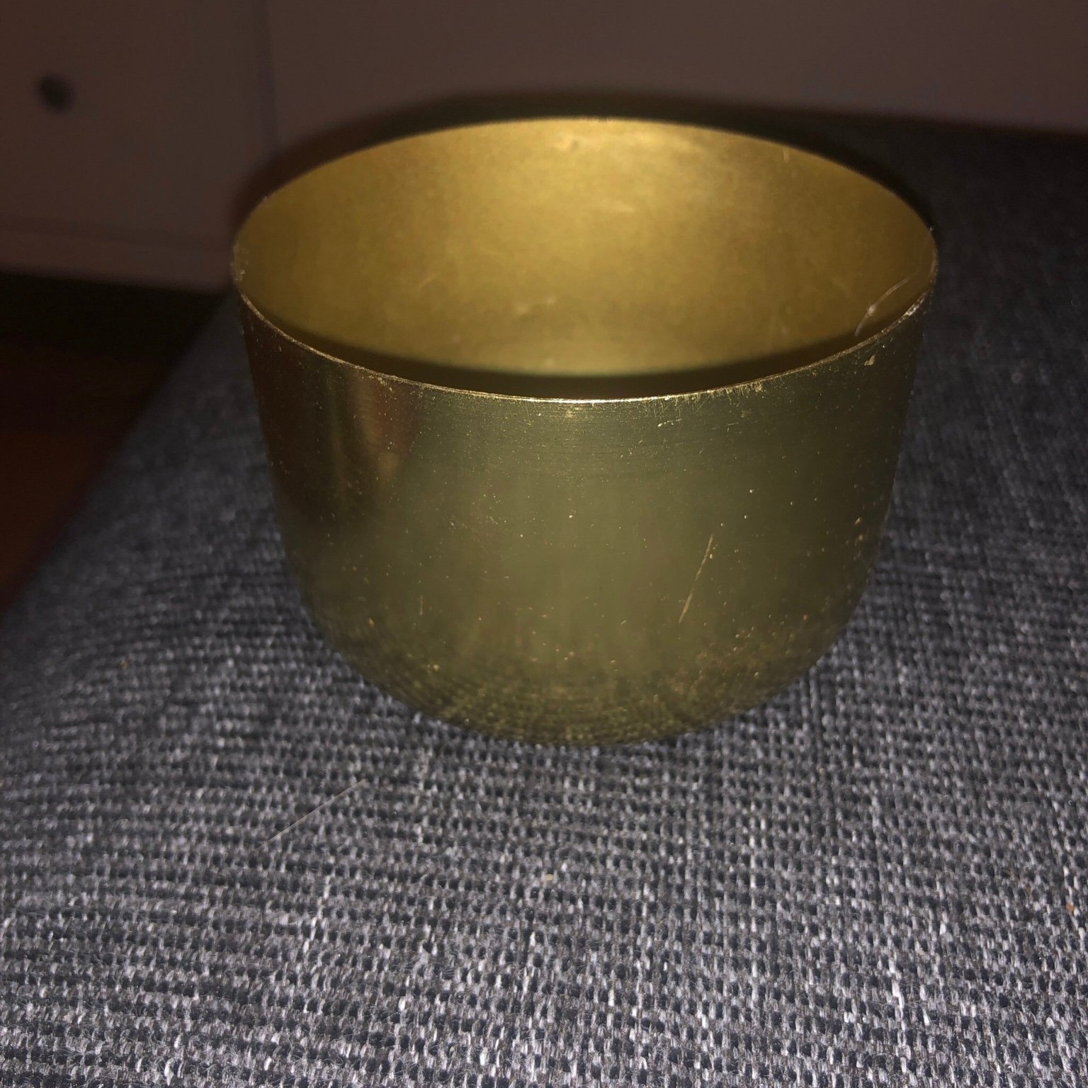 Se produkter som liknar Ljusfat/blomfat och Ljuslykta.. på Tradera