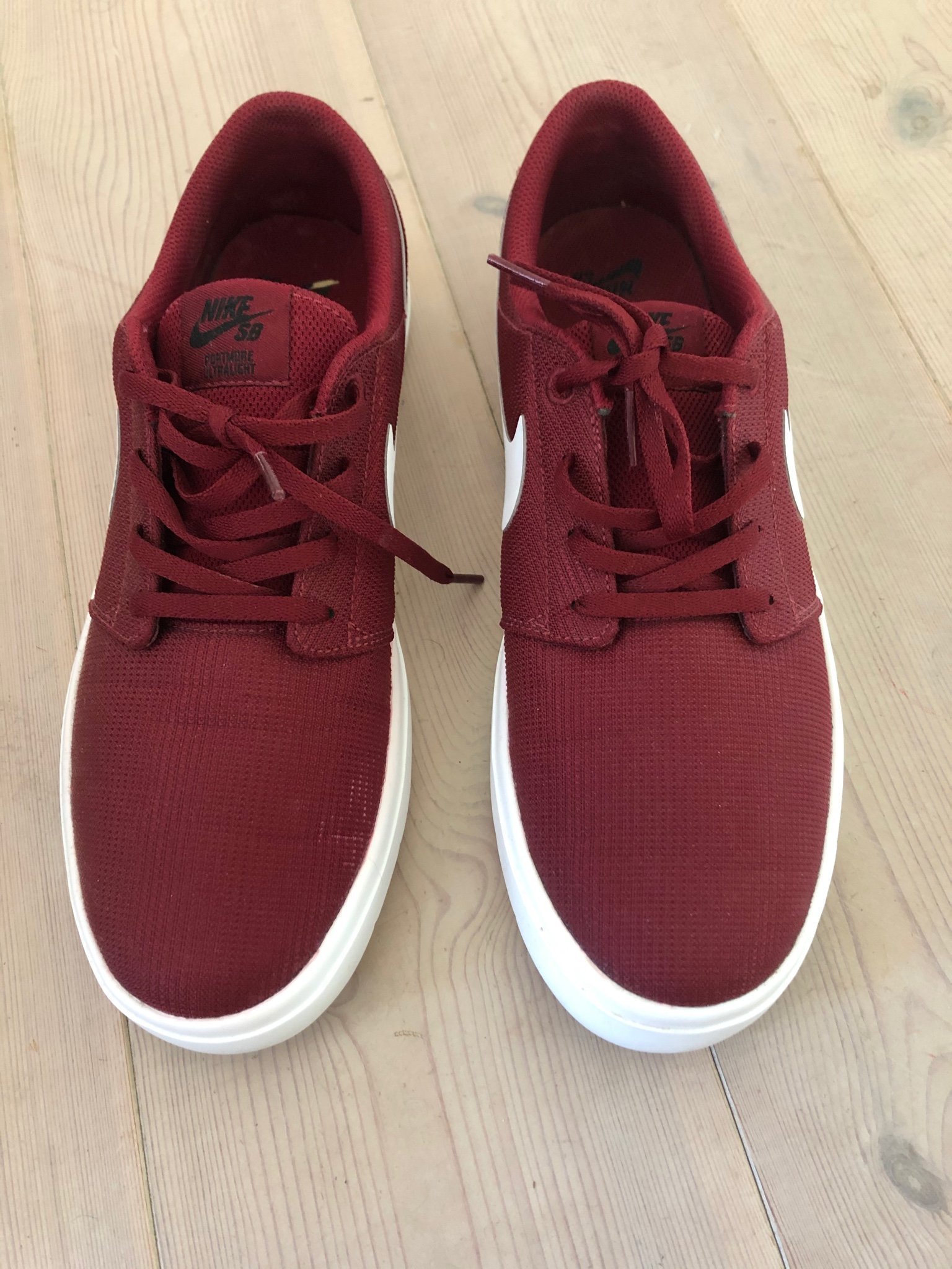 Nike portmore ultralight sneakers vinröda storl.. (410250715) ᐈ Köp på ...