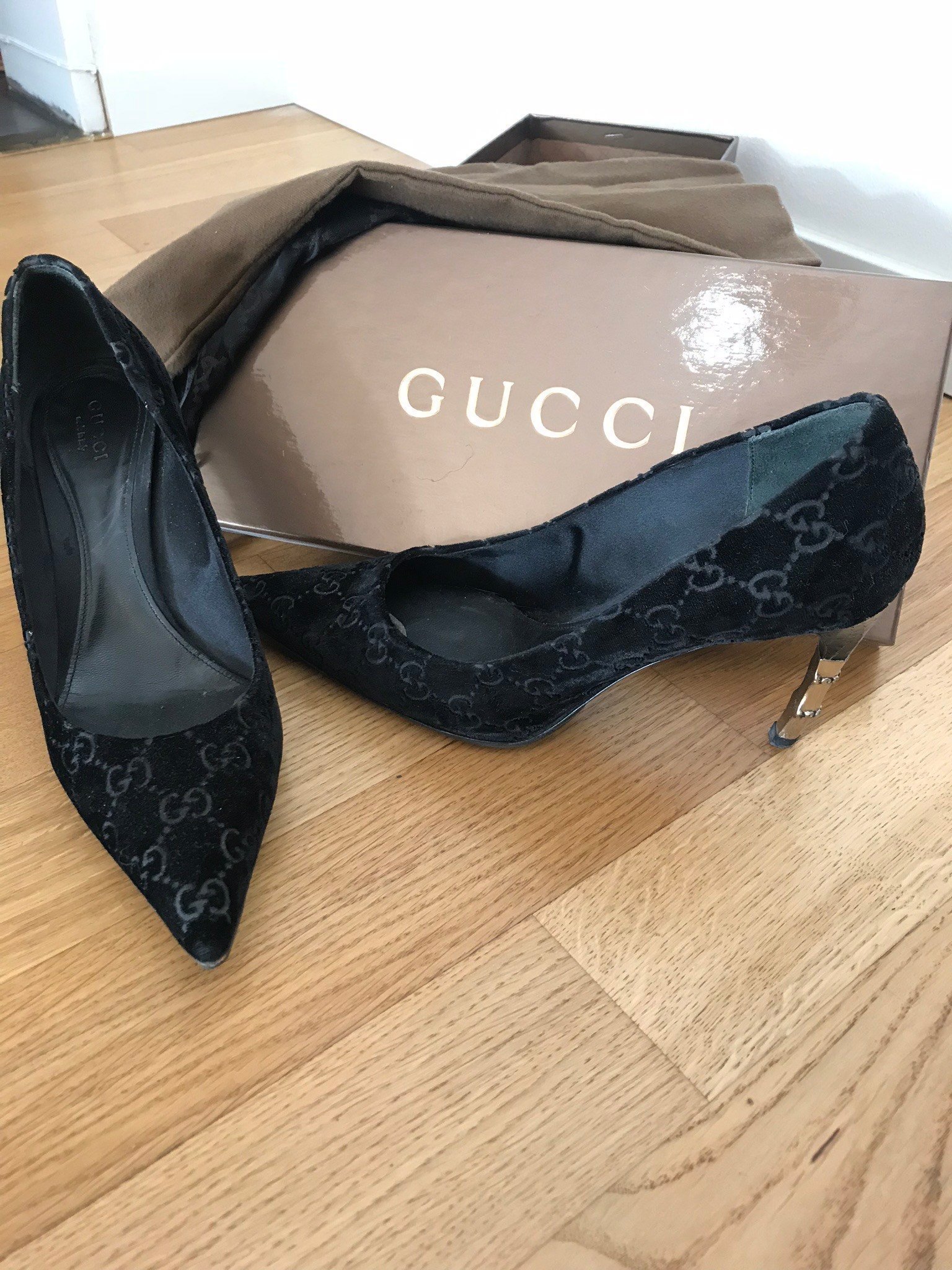 bamboo velvet heels