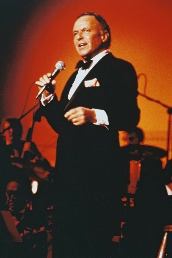 FRANK SINATRA *CHAIRMAN OF THE BOARD* AMERICAN SINGER & ACTOR