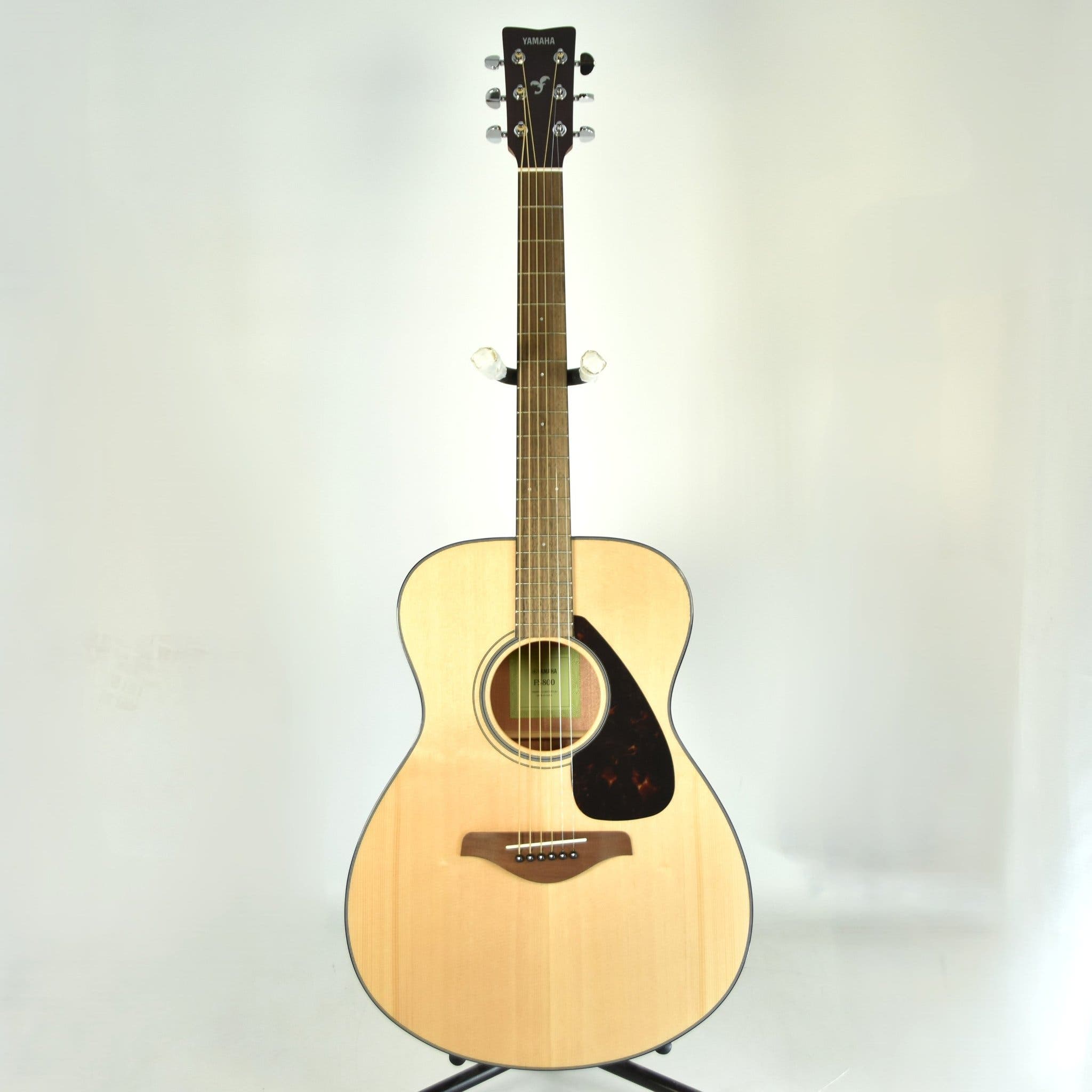 Yamaha FS800 II Acoustic, Natural - SKADAD