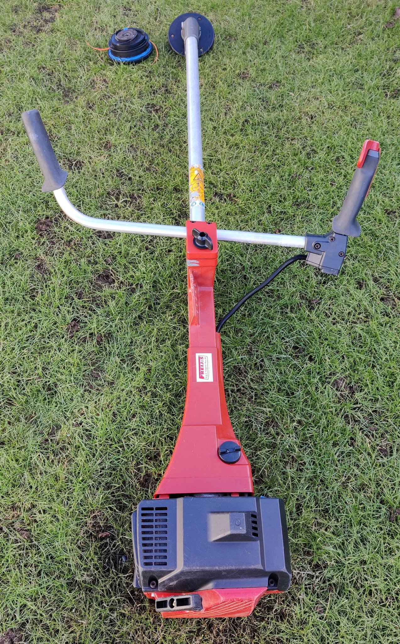 Jonsered RS44 Röjsåg Köp på Tradera (584105042)