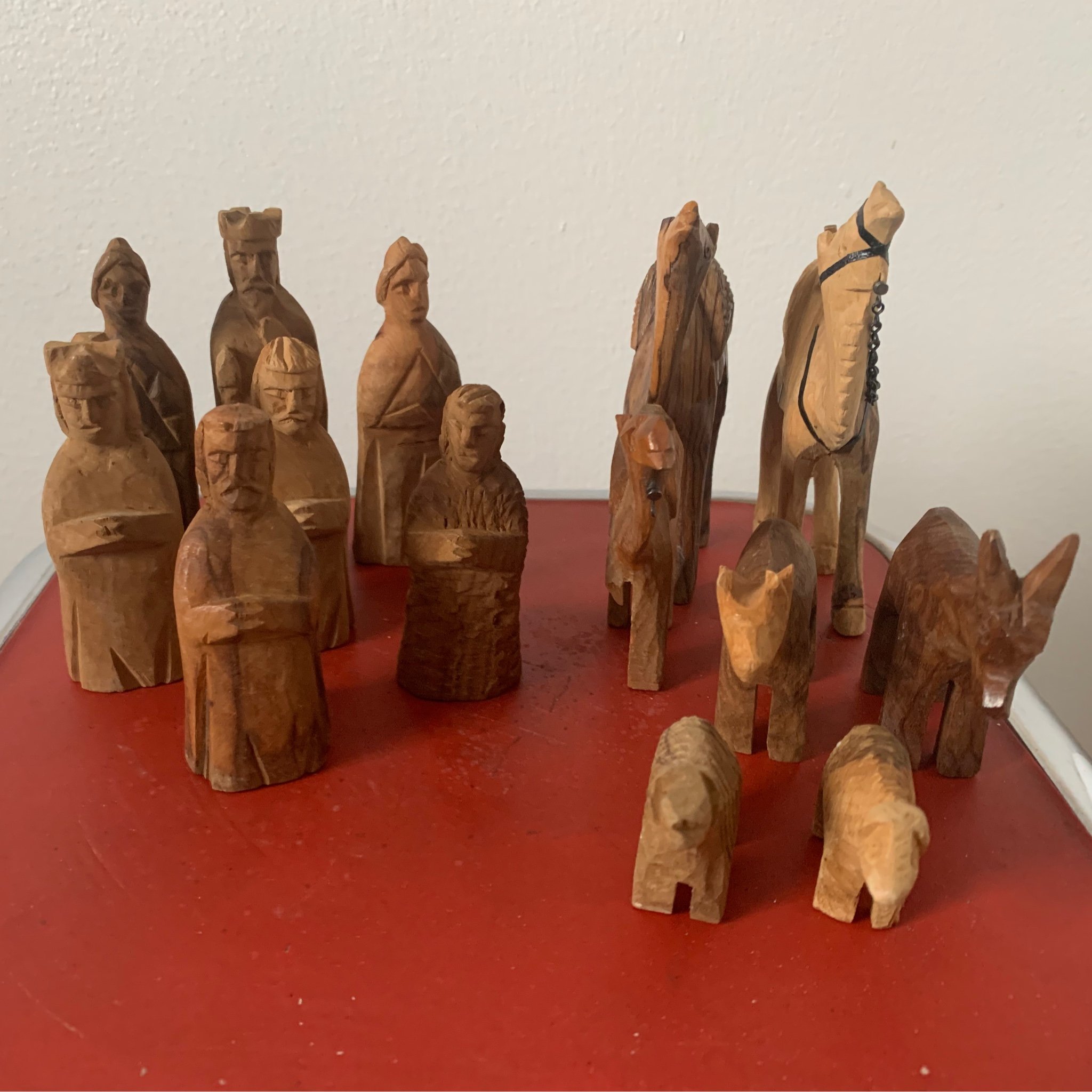 Handgjorda träfigurer till julkrubba julpynt Köp på Tradera (570479159)