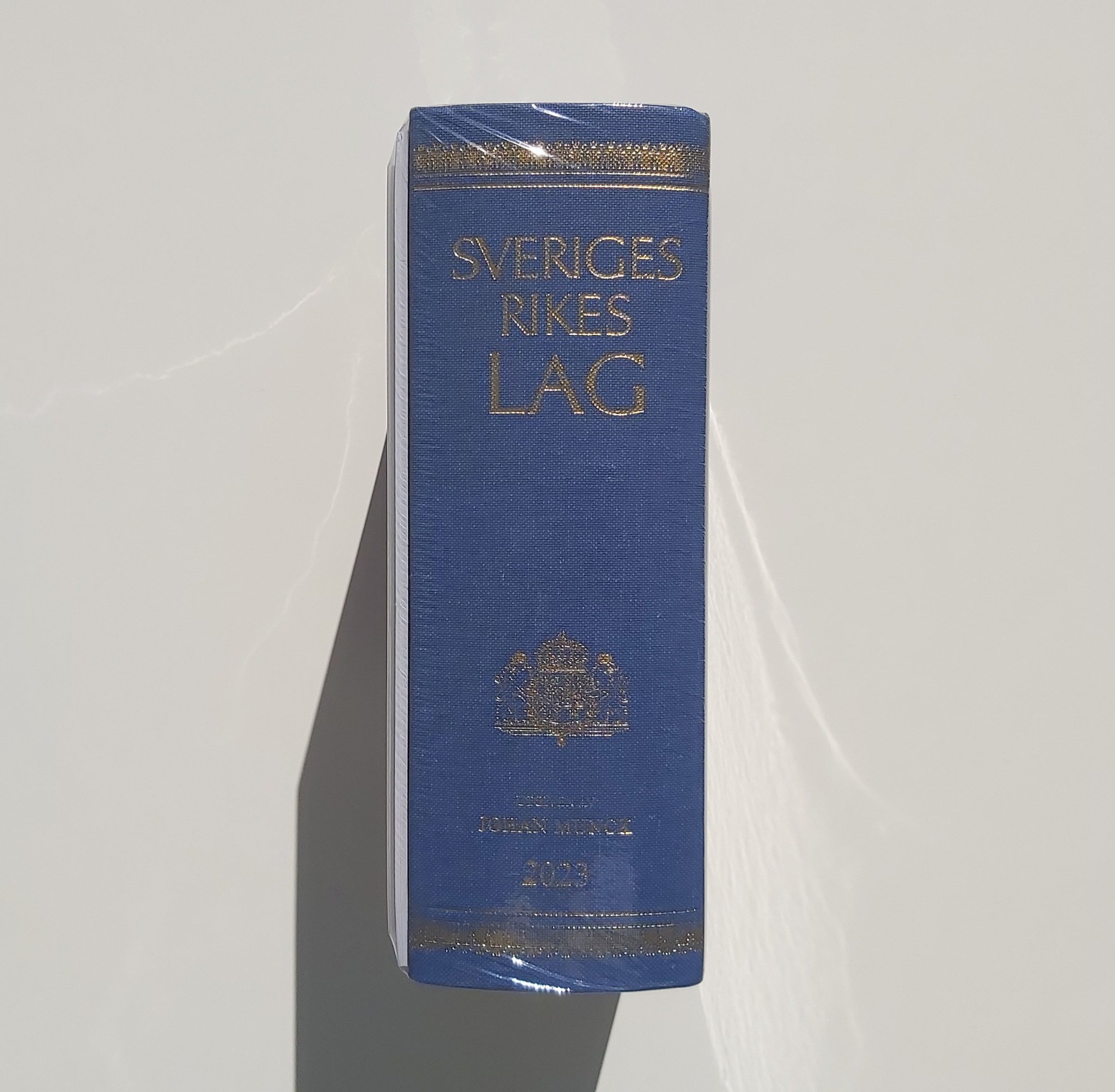 Lagbok, Sveriges Rikes Lag 2023 (klotband) Köp på Tradera (594546453)