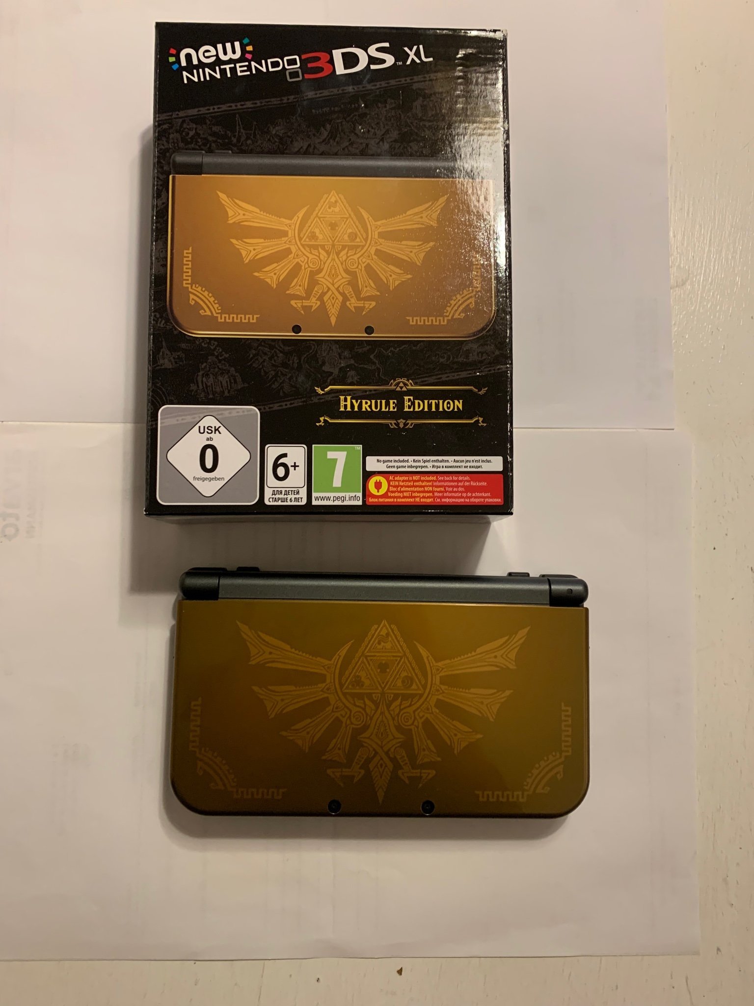 New Nintendo 3ds XL Zelda Hyrule Edition Köp på Tradera (584475002)