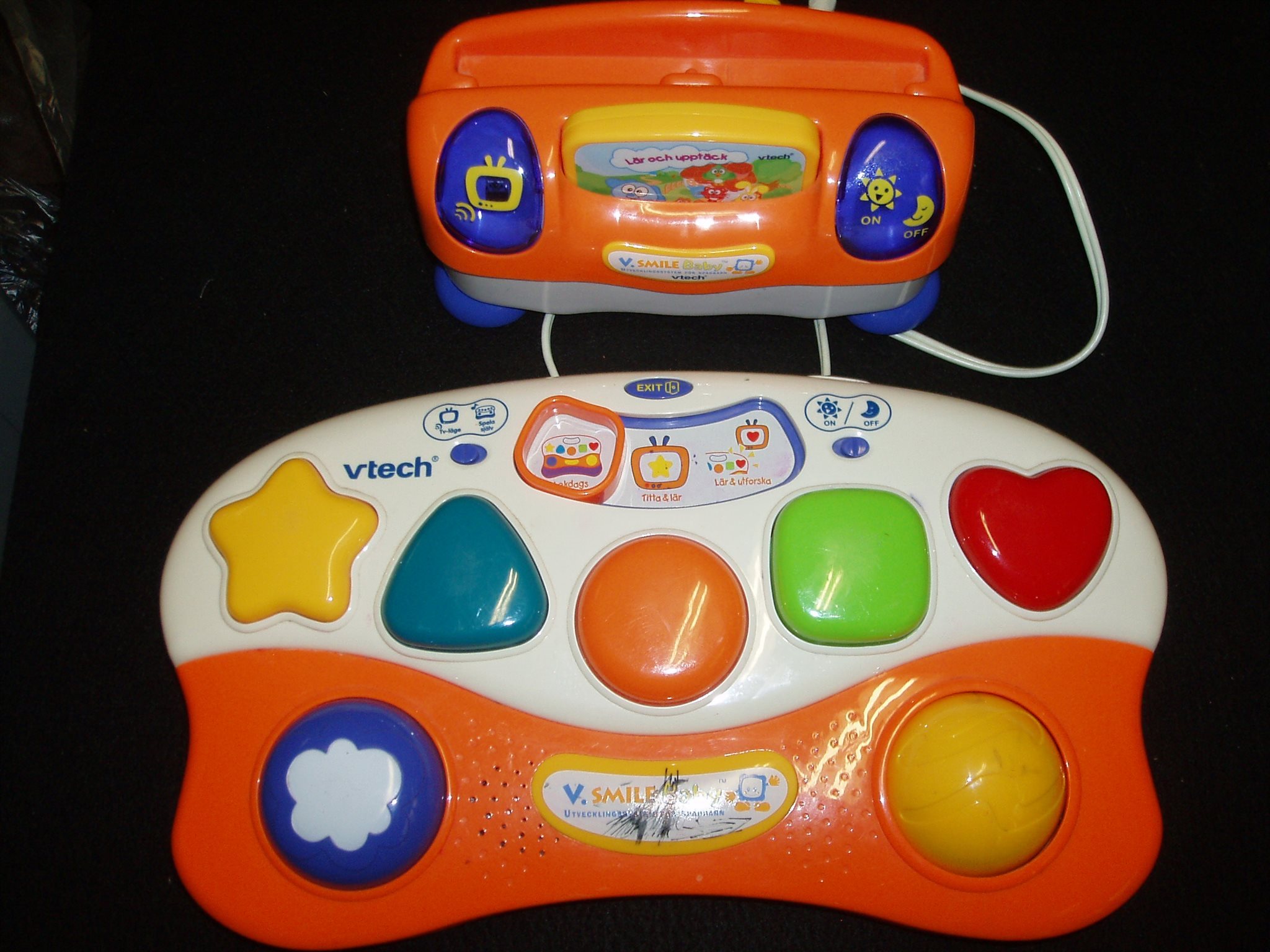 V-TECH Lärospel/Barn TV TV TV spel V-Smile/Utvelkingssystem Vtech/TV GameVsmile-Baby 656078 V-TECH Lärospel/Barn TV TV TV spel V-Smile/Utvelkingssystem Vtech/TV GameVsmile-Baby 656078